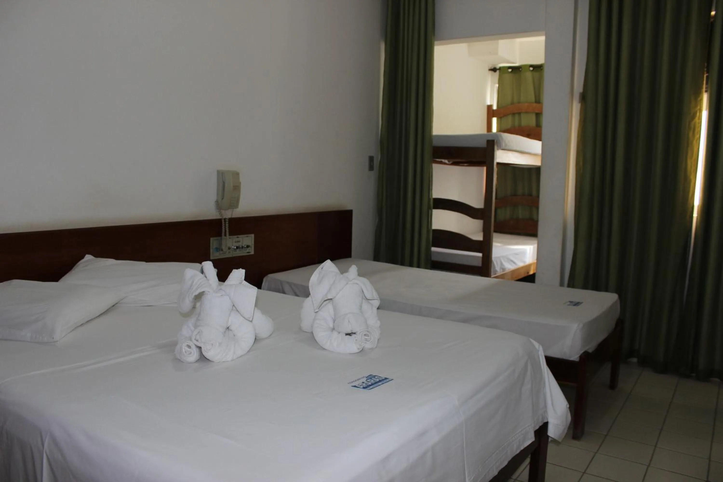 Bed in Apart Service Araras - VPC