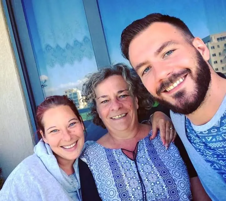 Guests in Sunshine Court