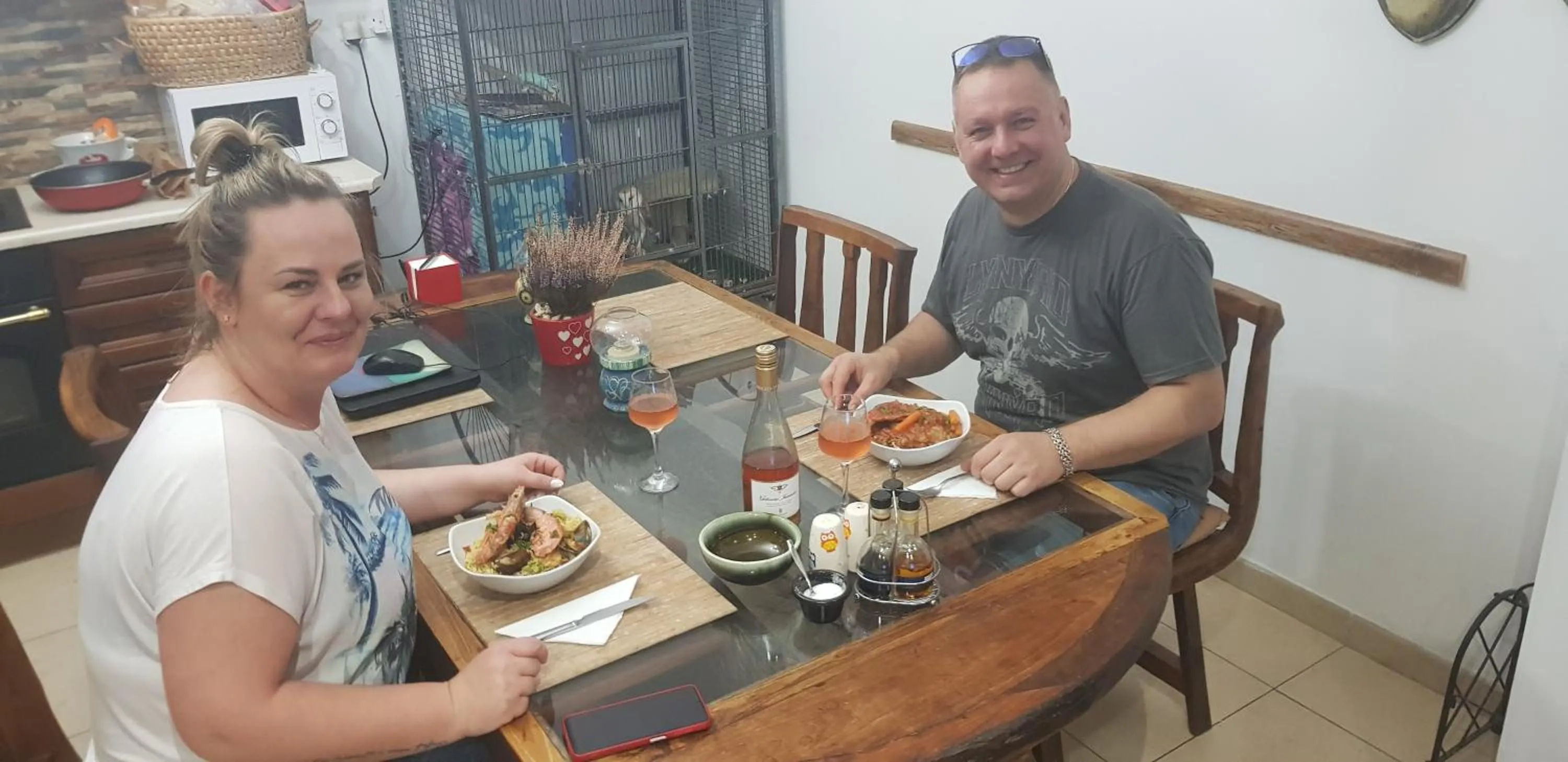 Dinner in Sunshine Court