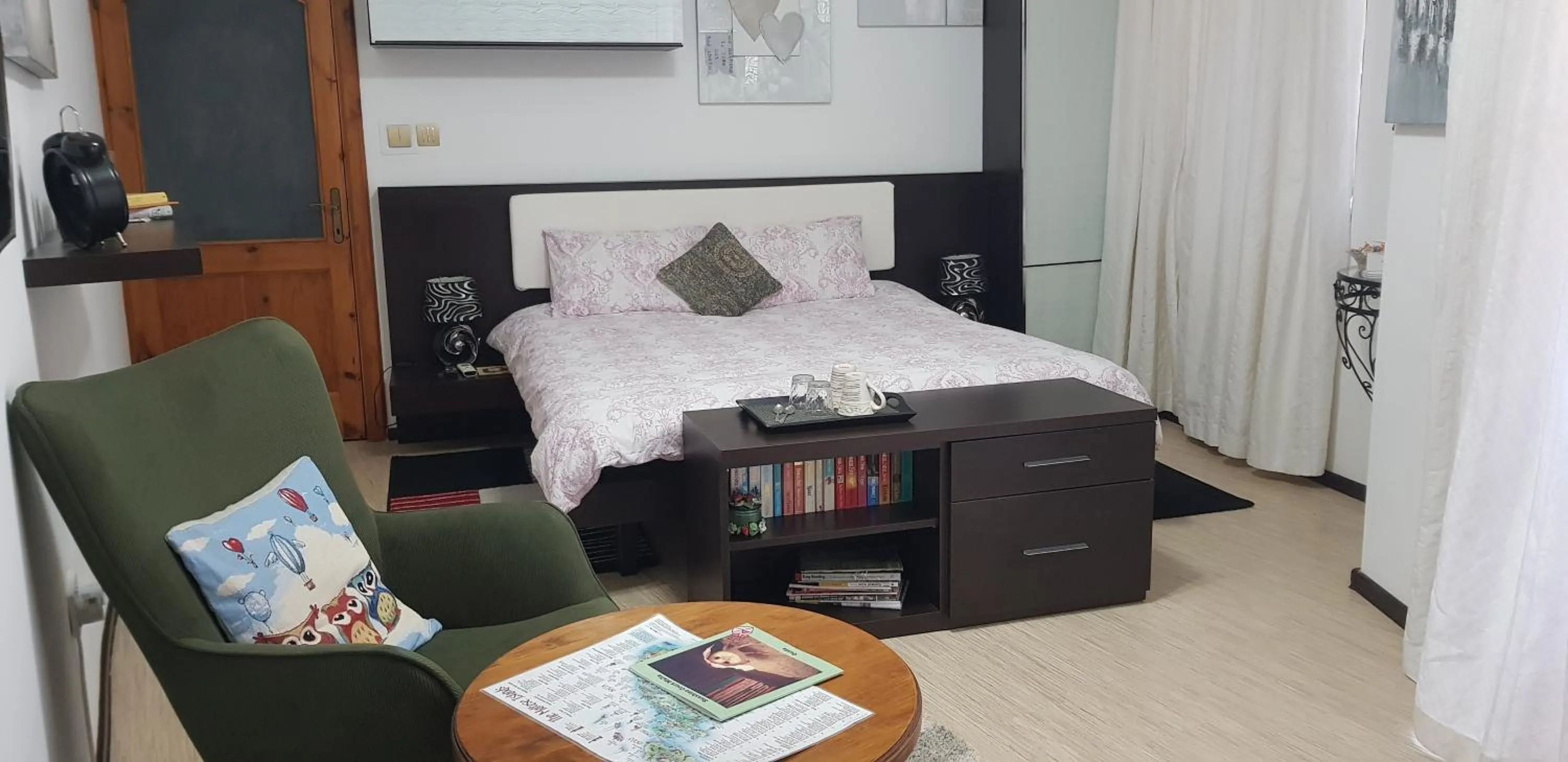 Bed in Sunshine Court