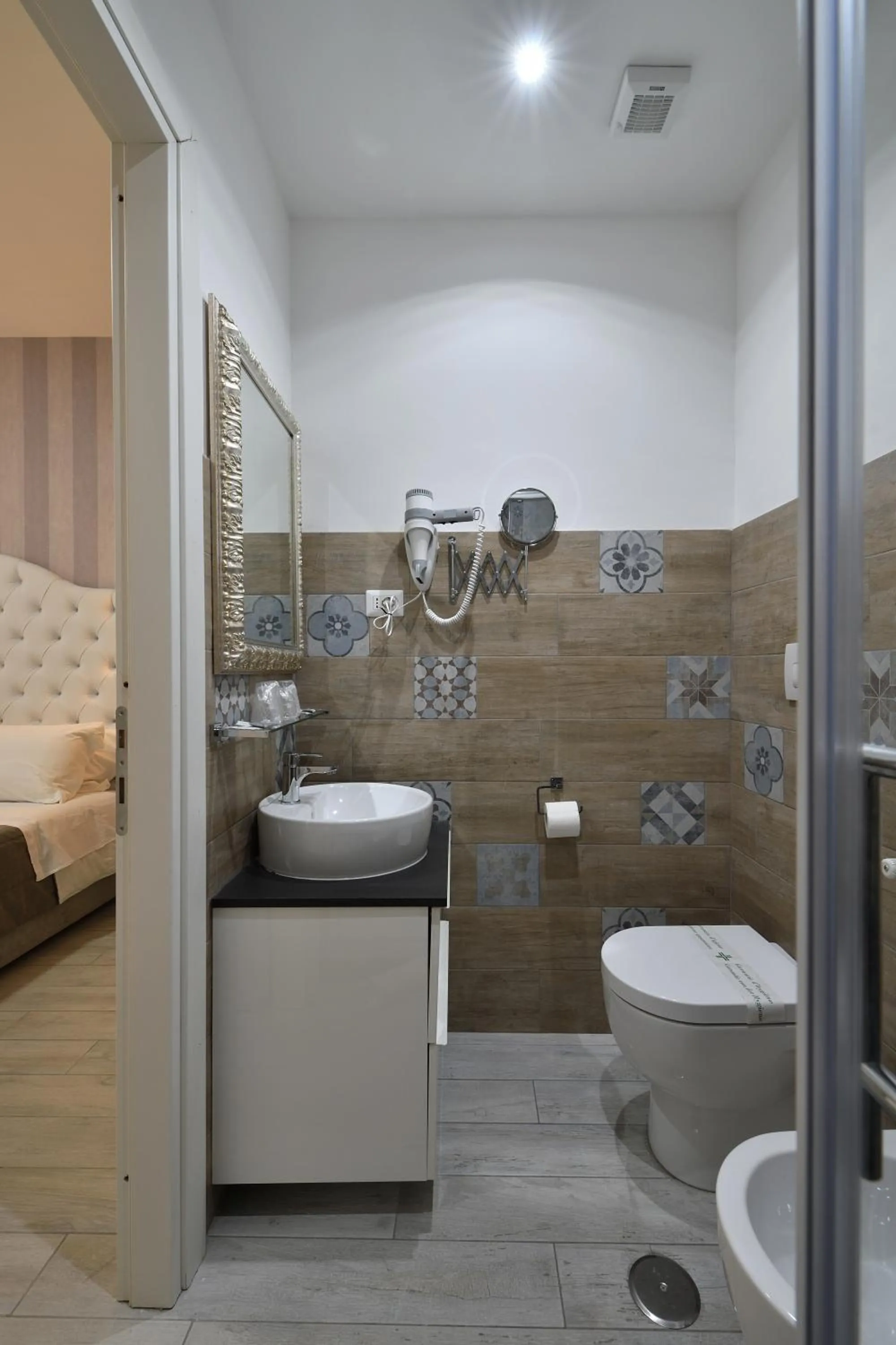 Bathroom in Vatican Nausicaa