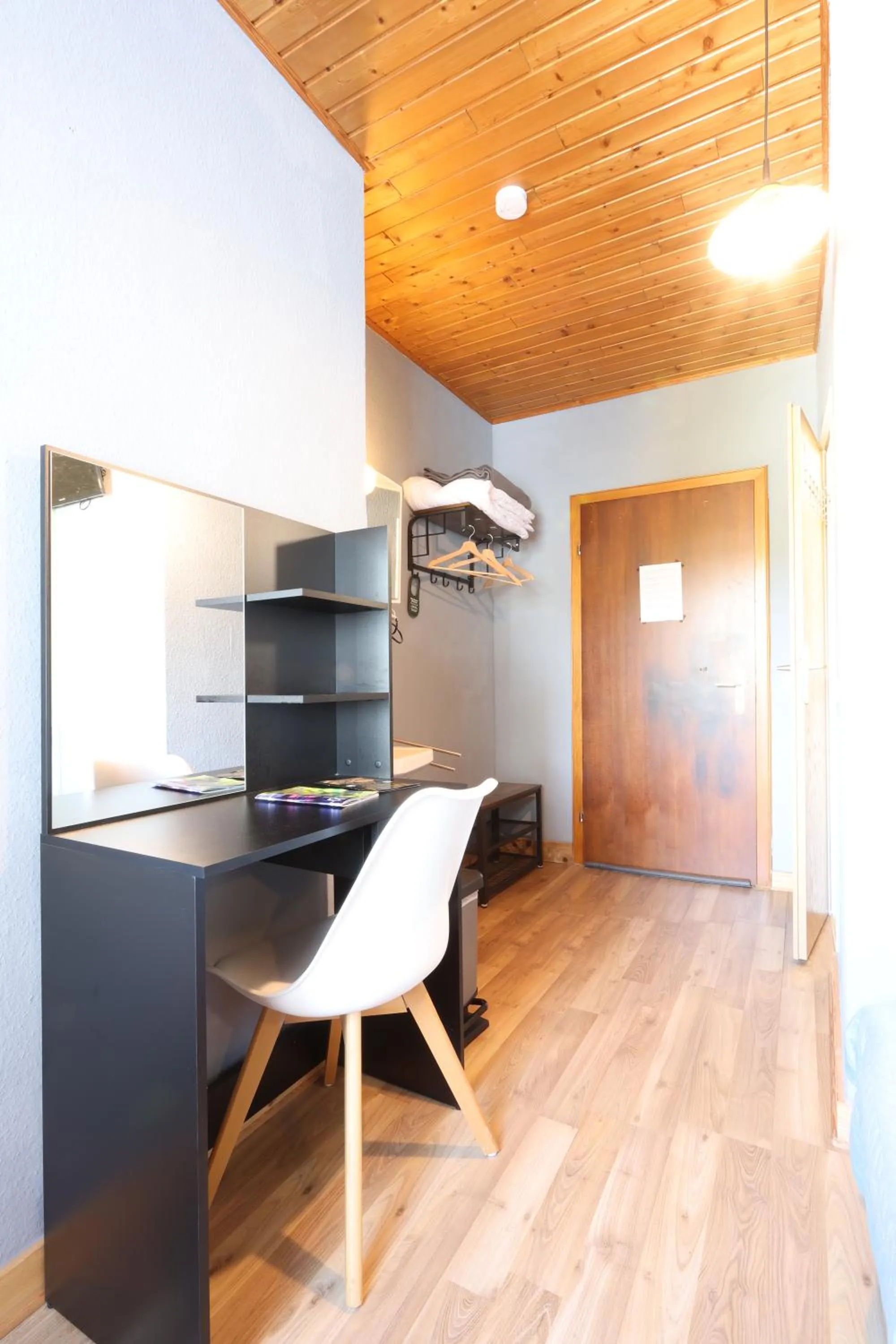 Photo of the whole room in Hotel Seeblick Obermaubach