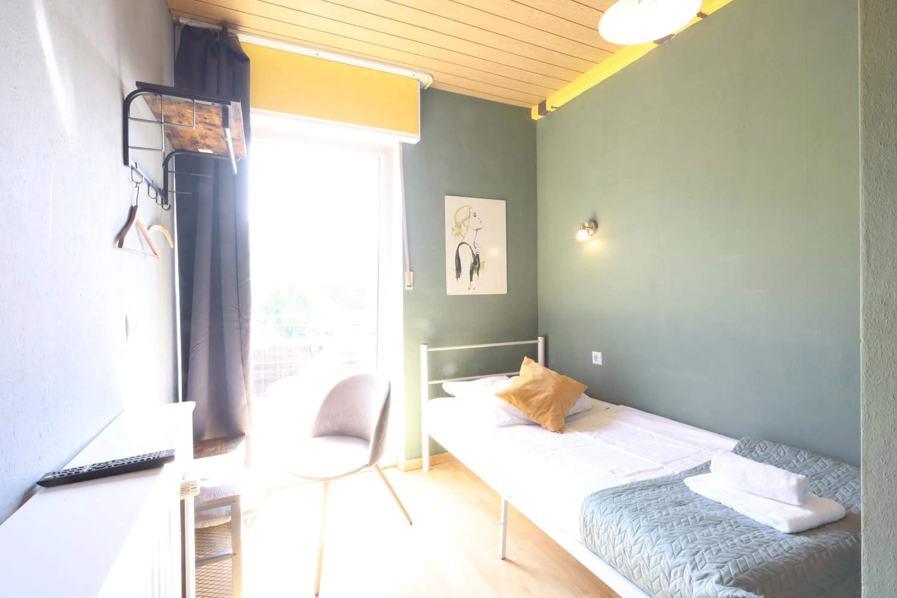 View (from property/room), Bed in Green Seeblick Hotel am See