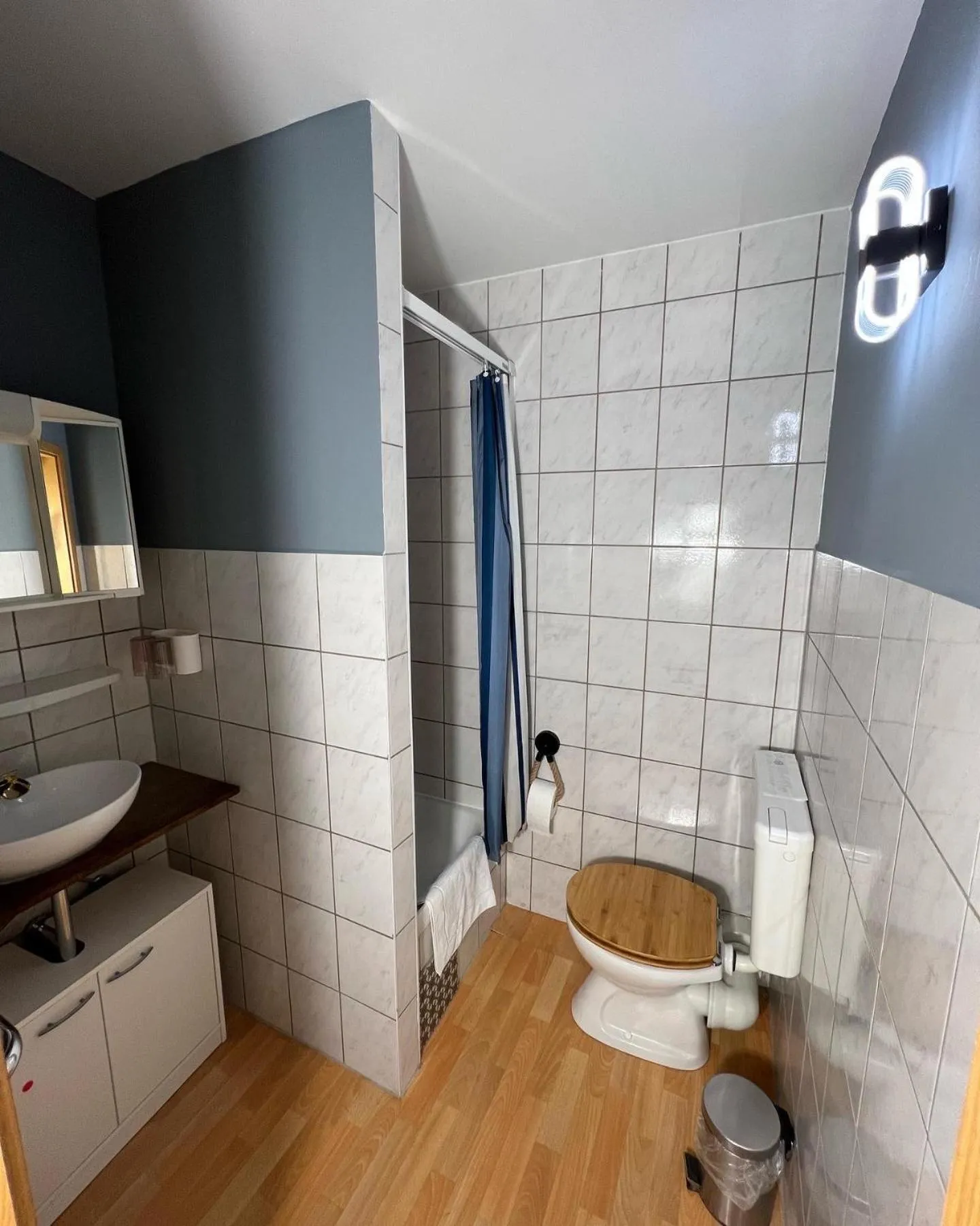 Shower in Green Seeblick Hotel am See