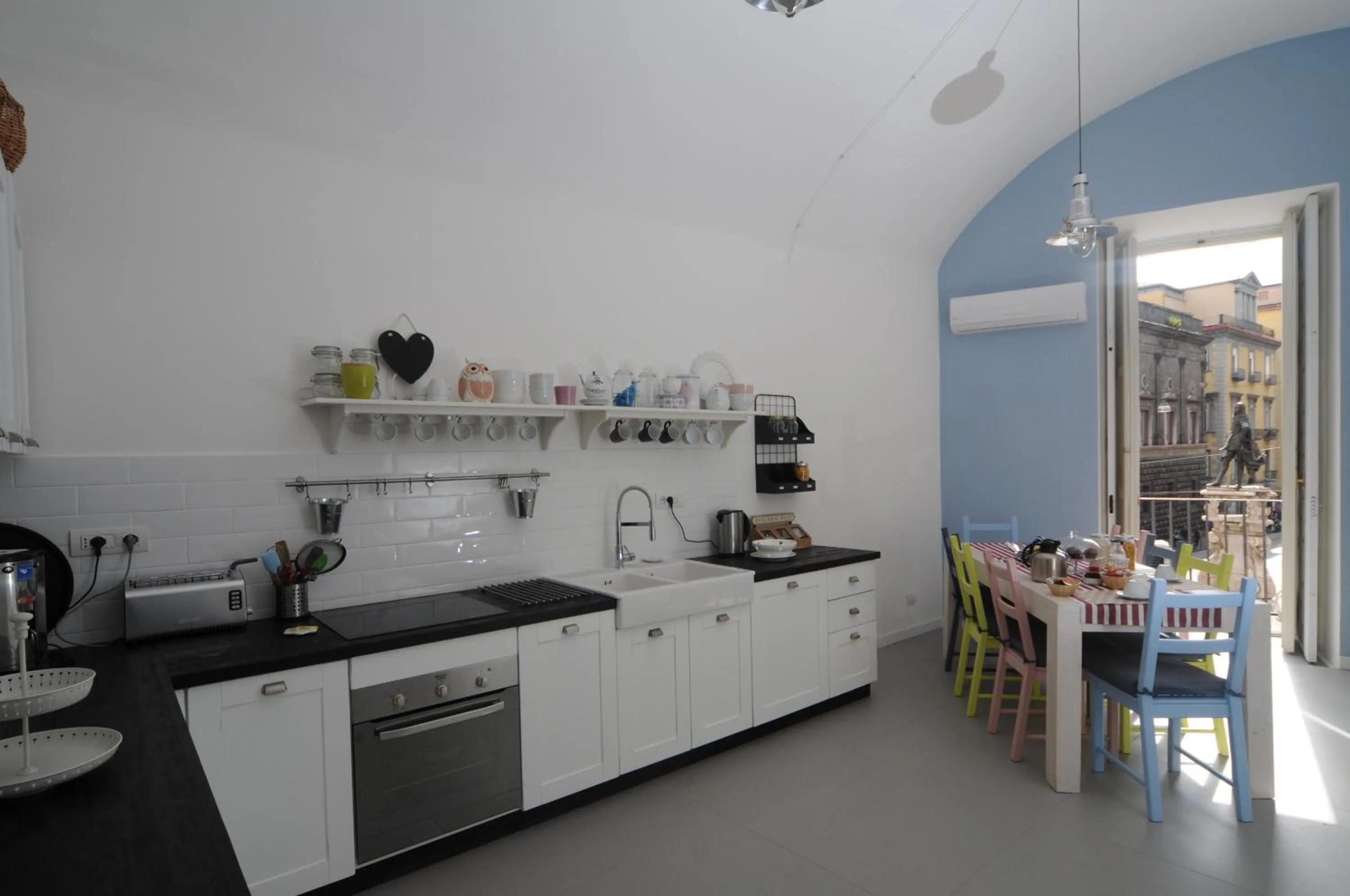 Communal kitchen in A Casa di Anna