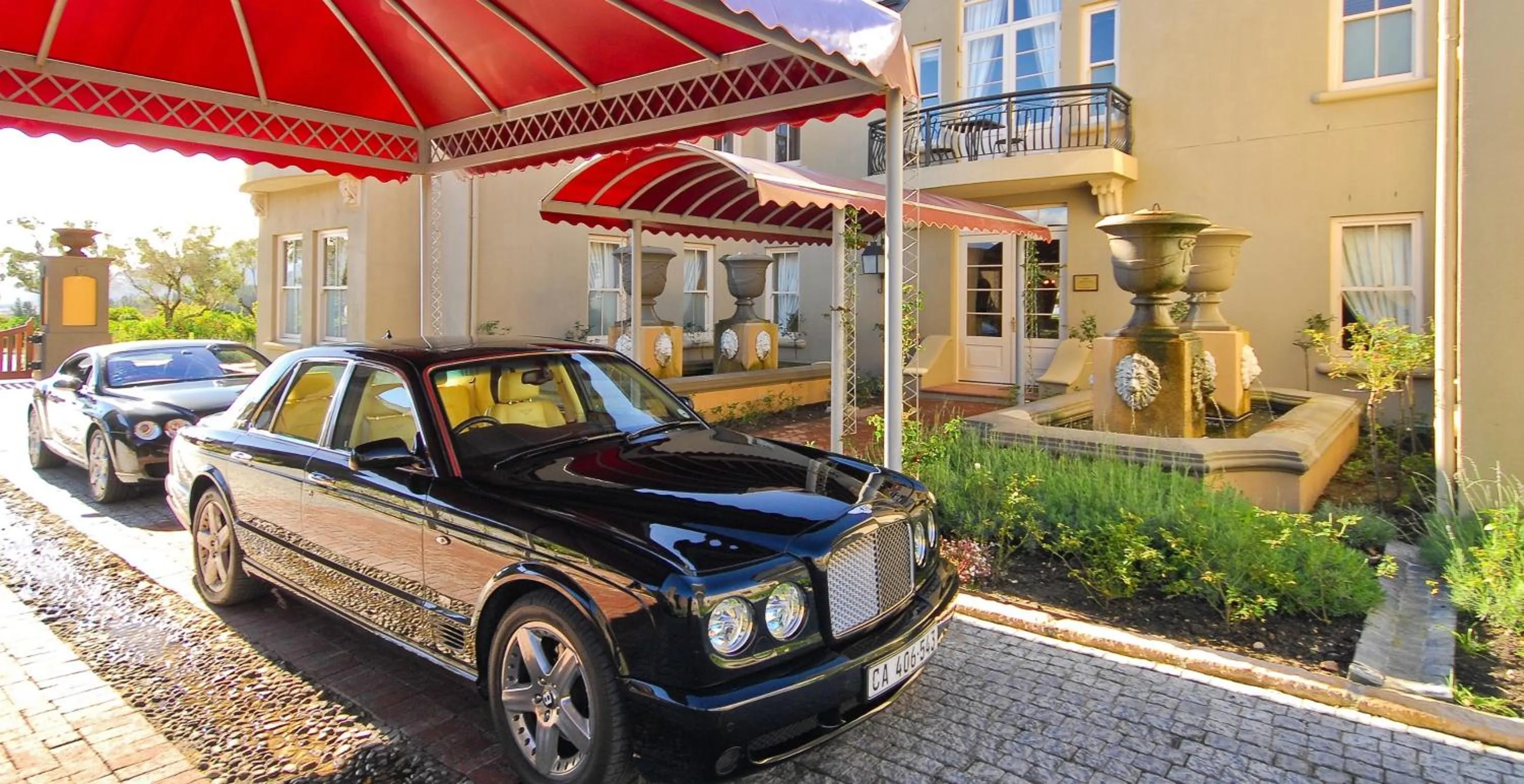 Facade/entrance in L'ermitage - Franschhoek Chateau & Villas