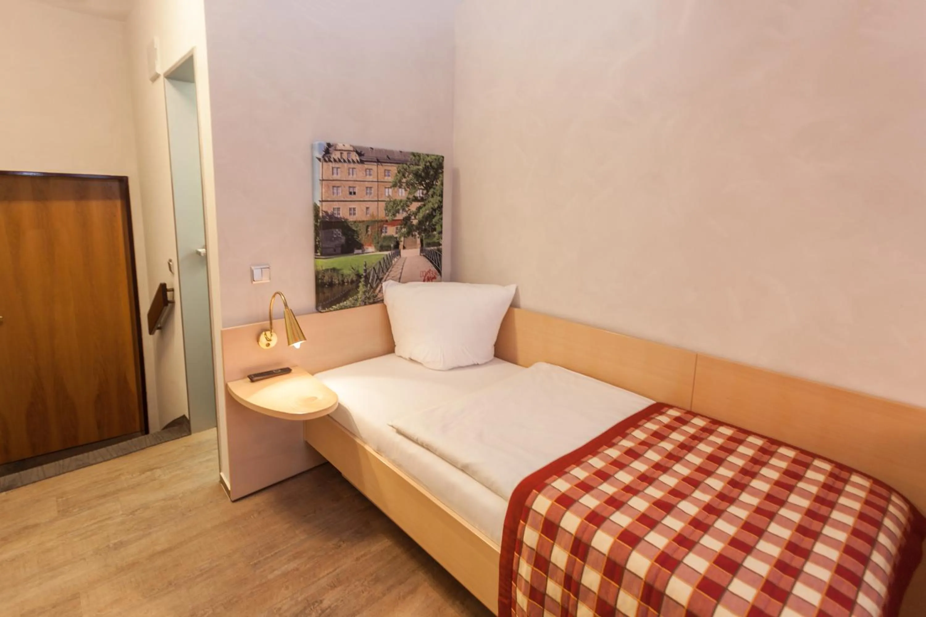 Bed in Centro Hotel Goya Wolfsburg City, Trademark Collection by Wyndham