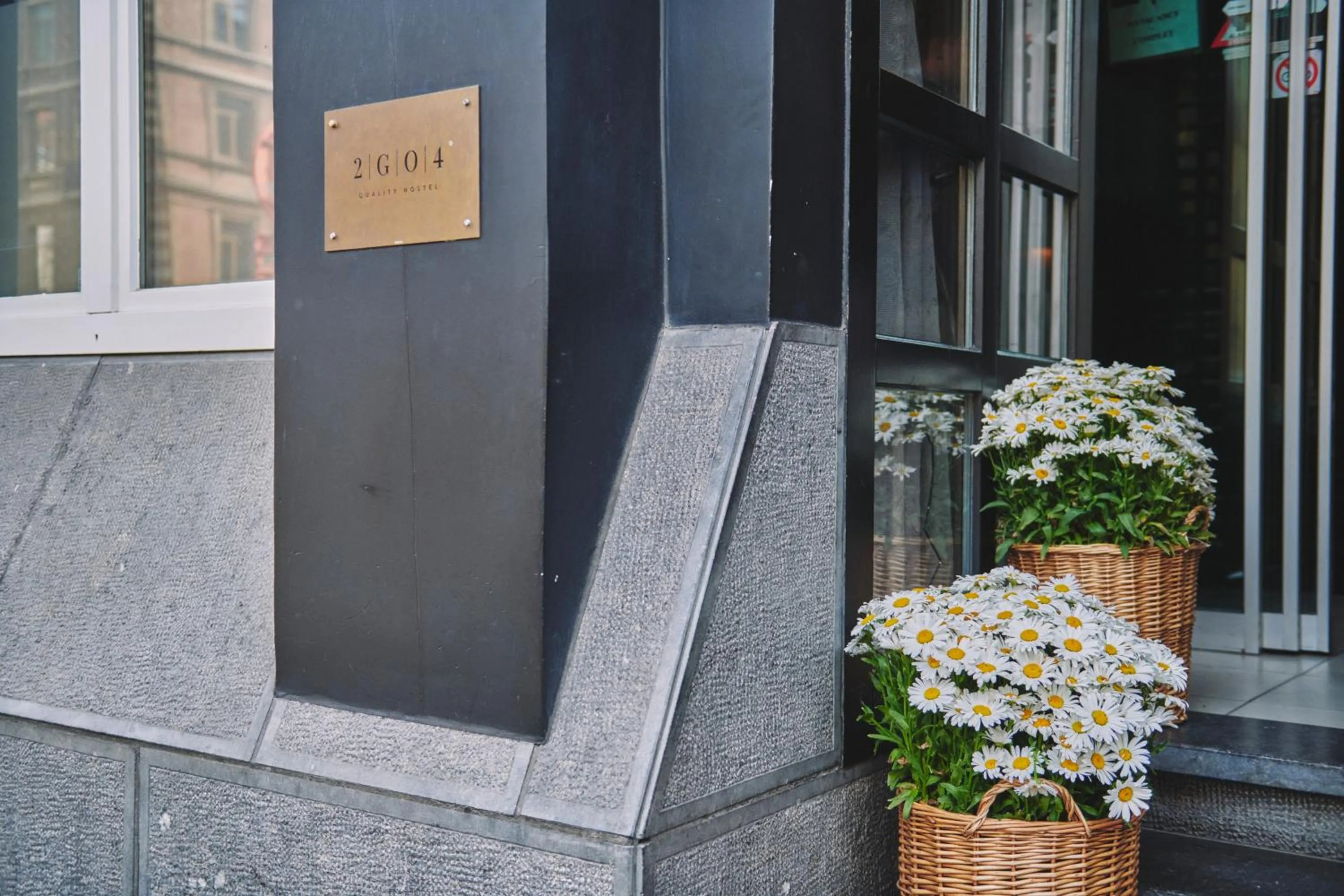 Facade/entrance in The Legacy by 2GO4 City Center