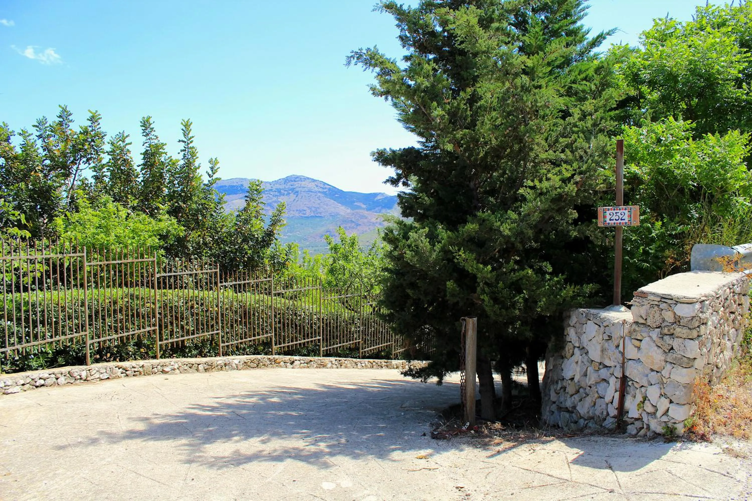 Property building in Casale Maddalena