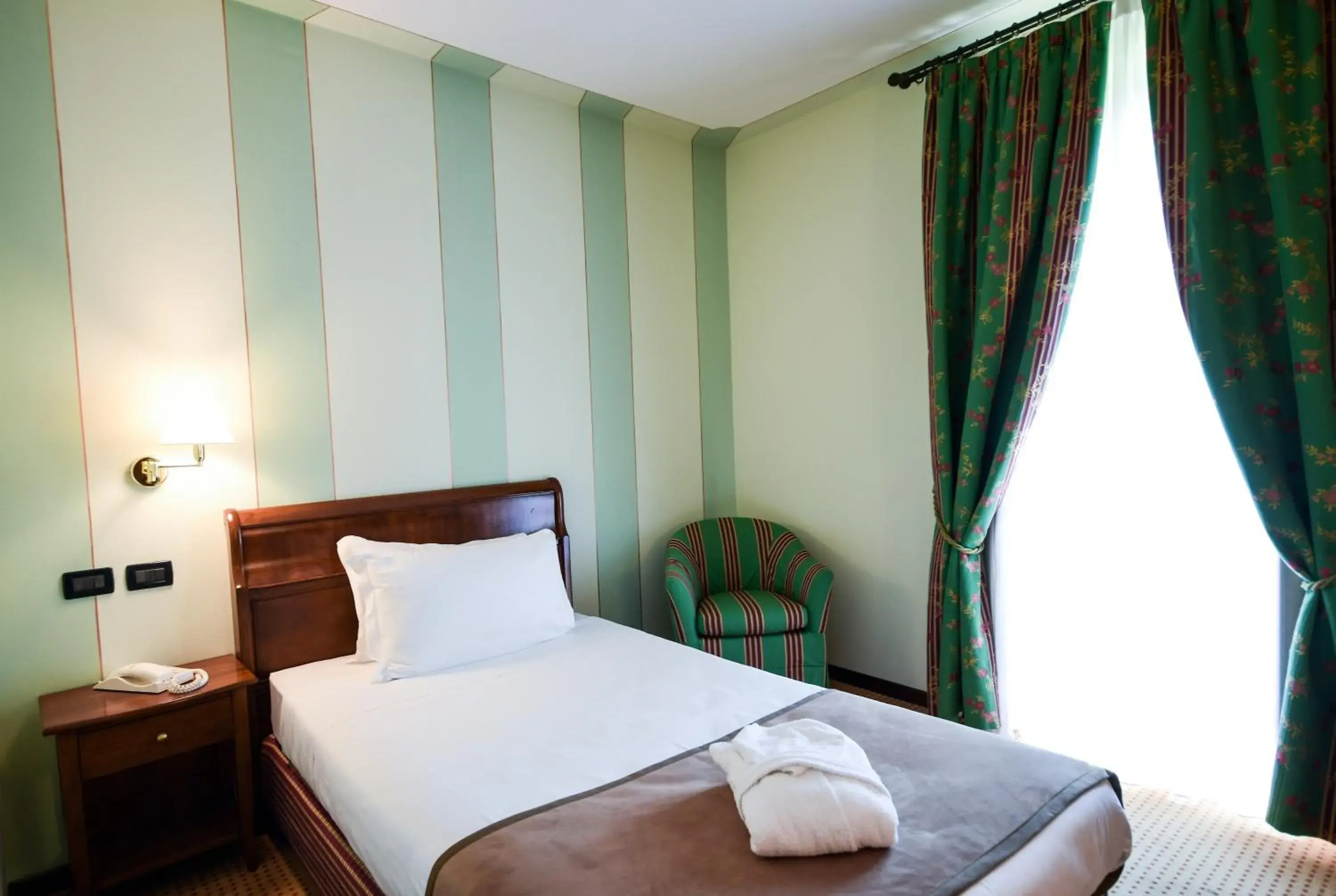 Single Room in Relais Santo Stefano Single Room in Relais Santo Stefano