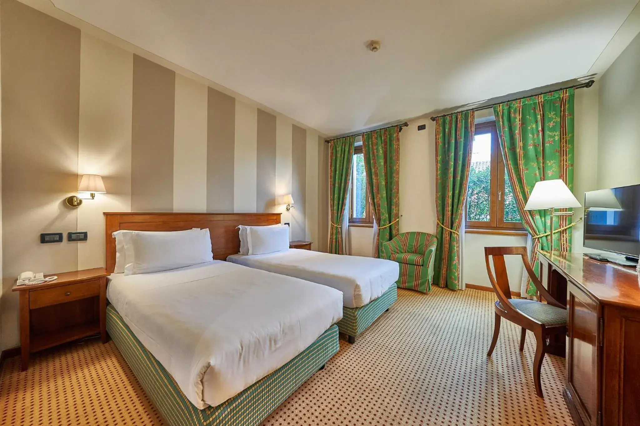 Standard Twin Room in Relais Santo Stefano Standard Twin Room in Relais Santo Stefano