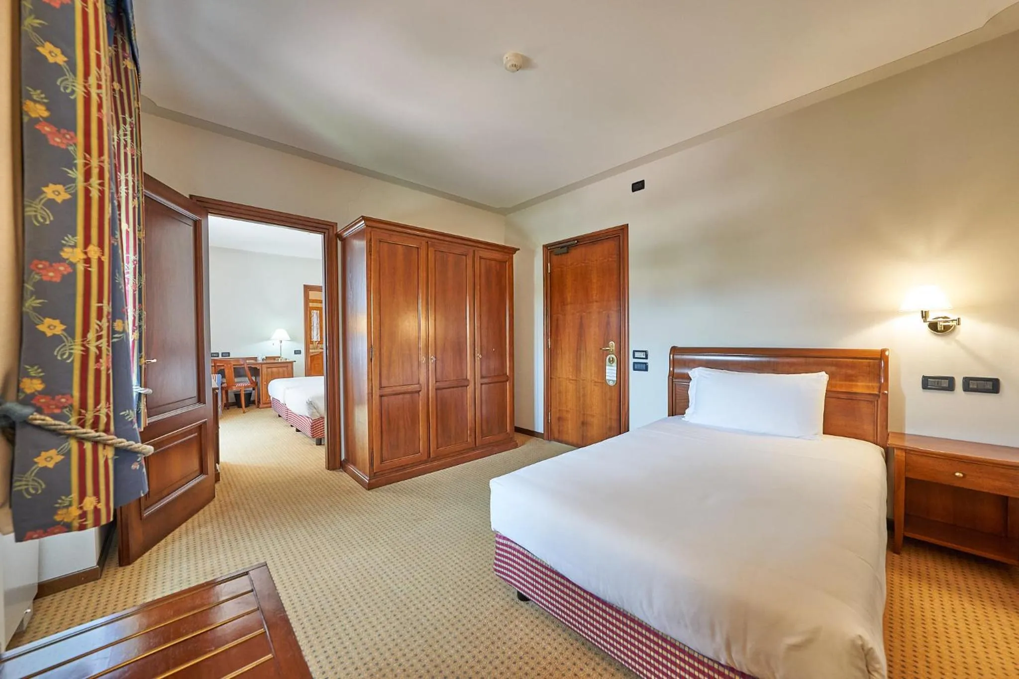 Photo of the whole room, Bed in Relais Santo Stefano