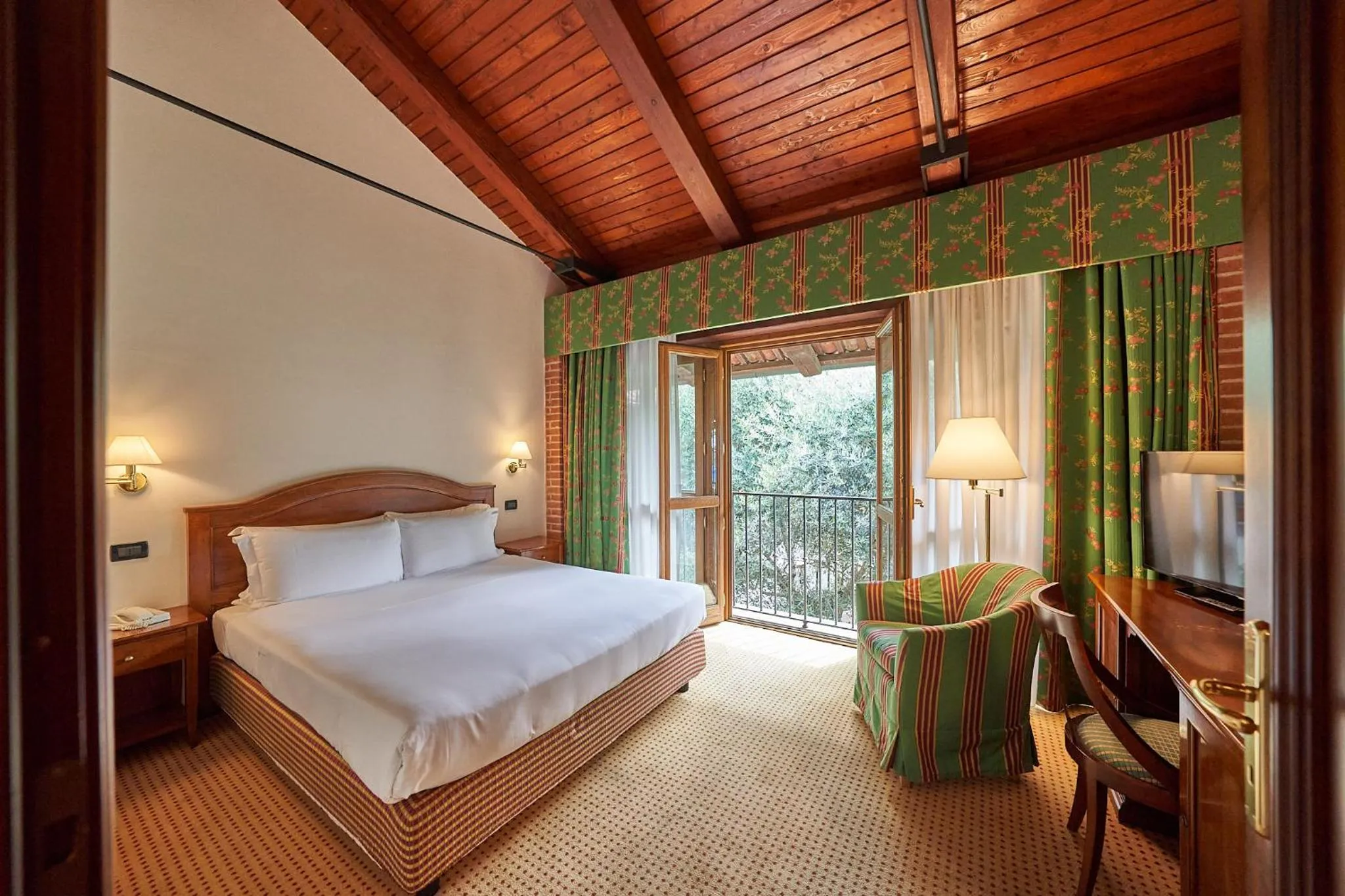 Bed in Relais Santo Stefano