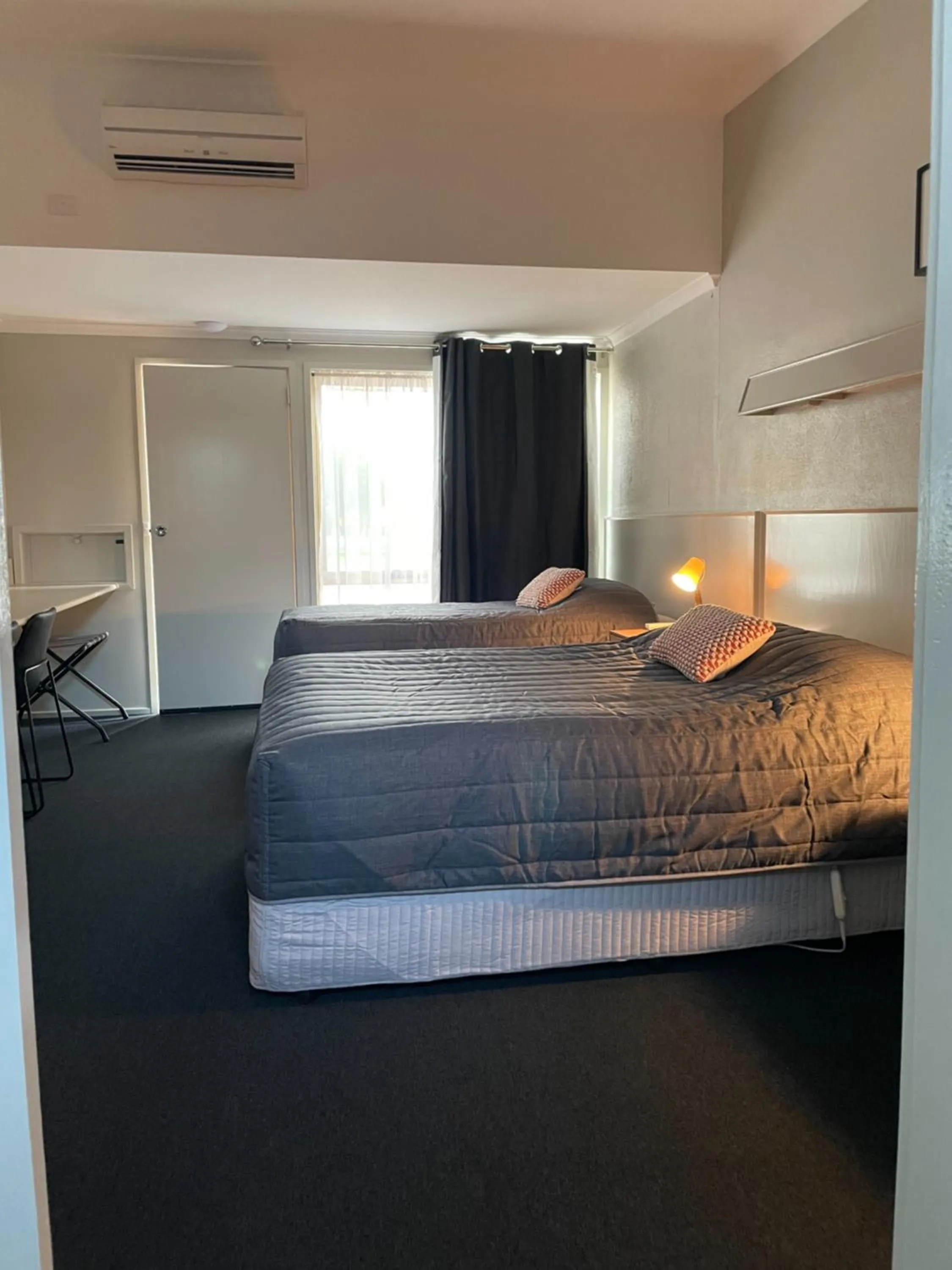 Bed in Tarra Motel Yarram