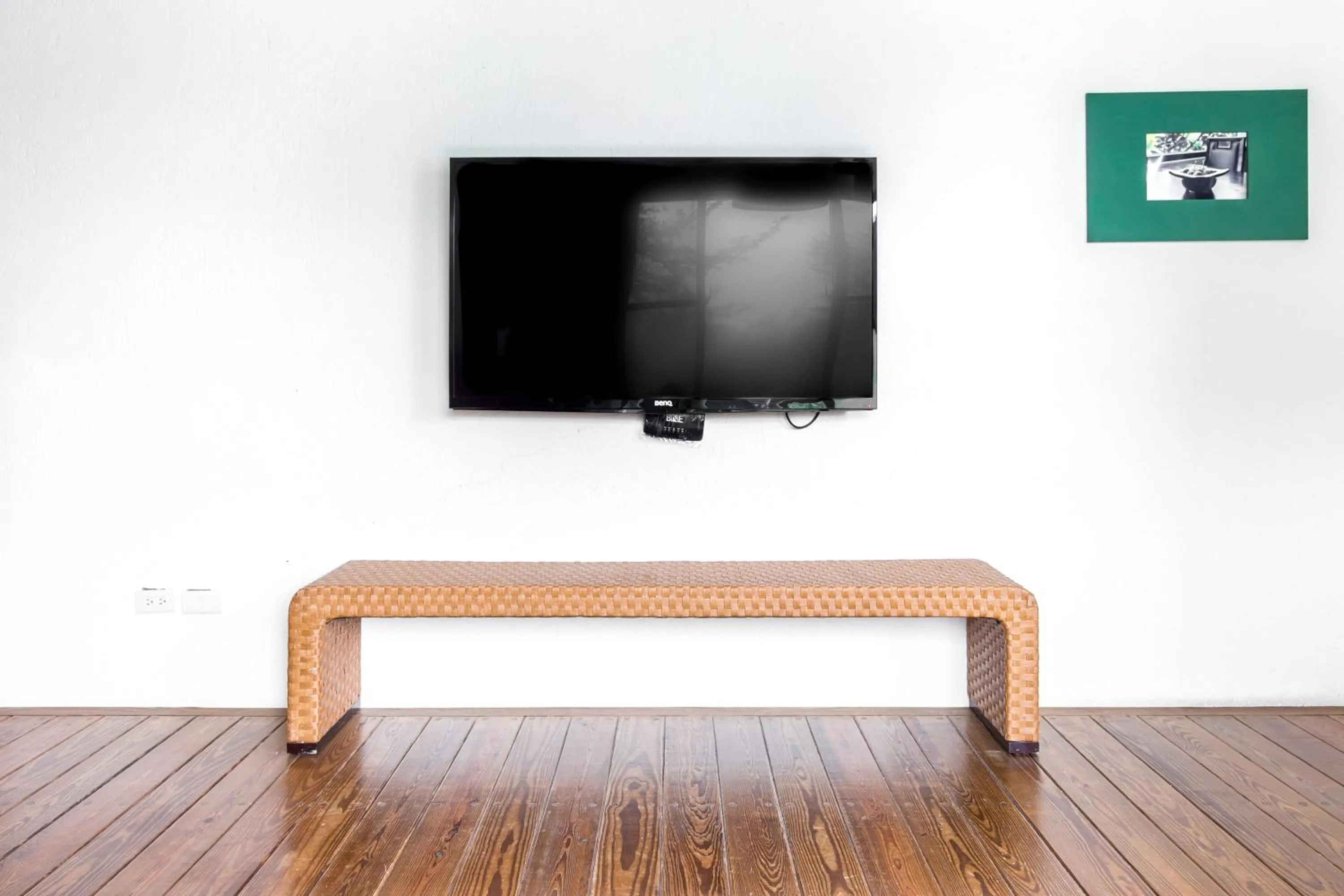 Other in Ville Greensward