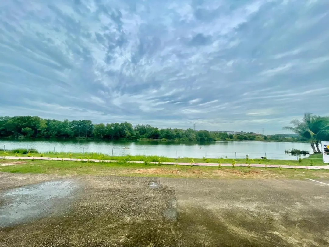 Lakeview Terrace Resort Pengerang