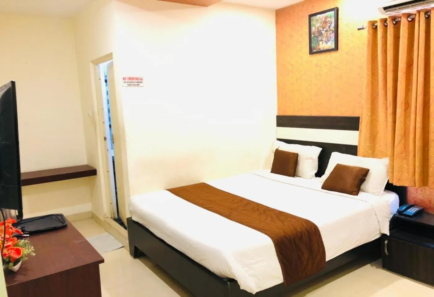 Bed in Royal Residency