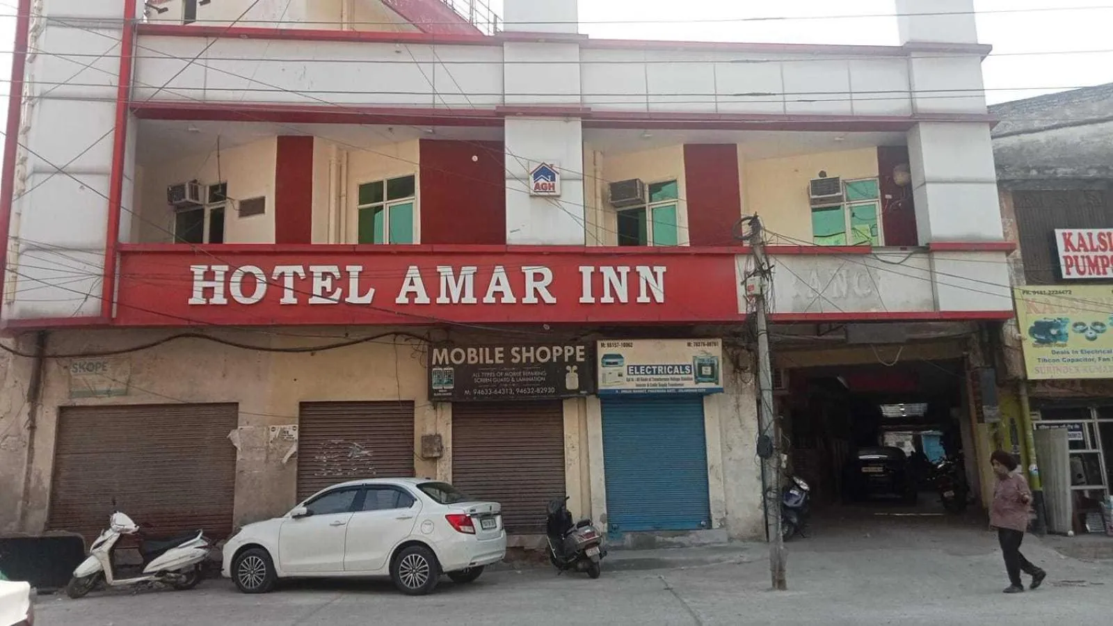 Facade/entrance in Hotel O Amar Inn