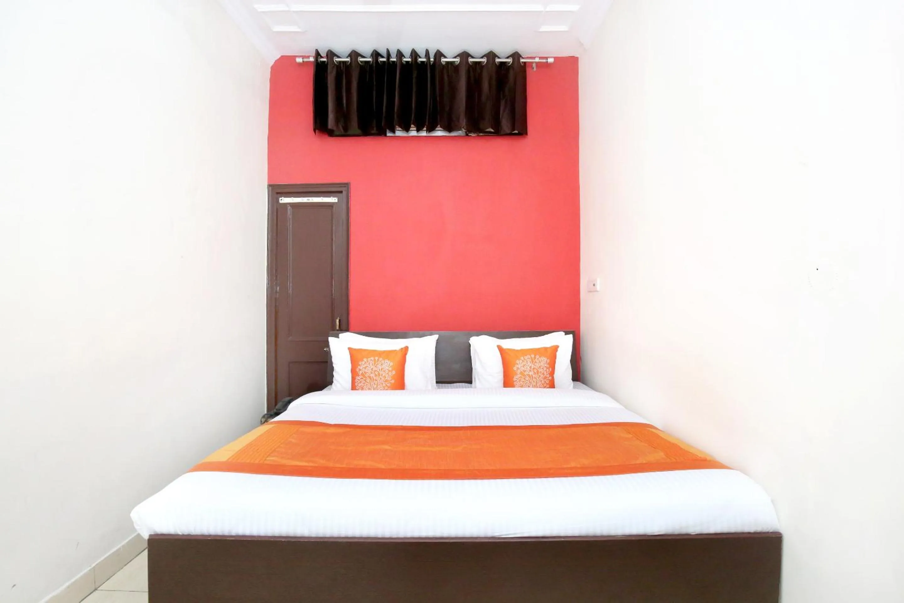 Lobby or reception in Hotel O Amar Inn