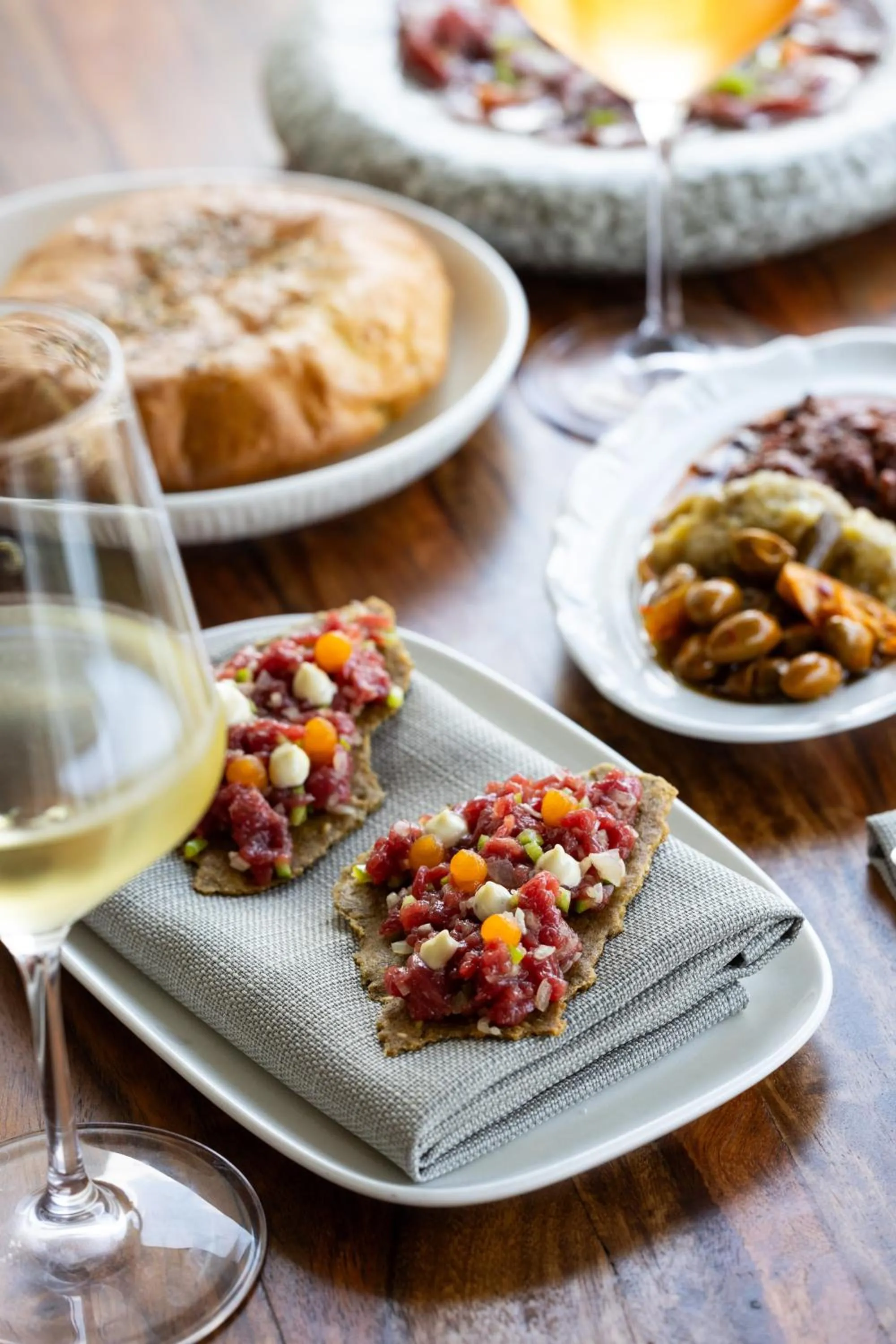 Restaurant/places to eat in Carlton Tel Aviv Hotel – Luxury on the Beach