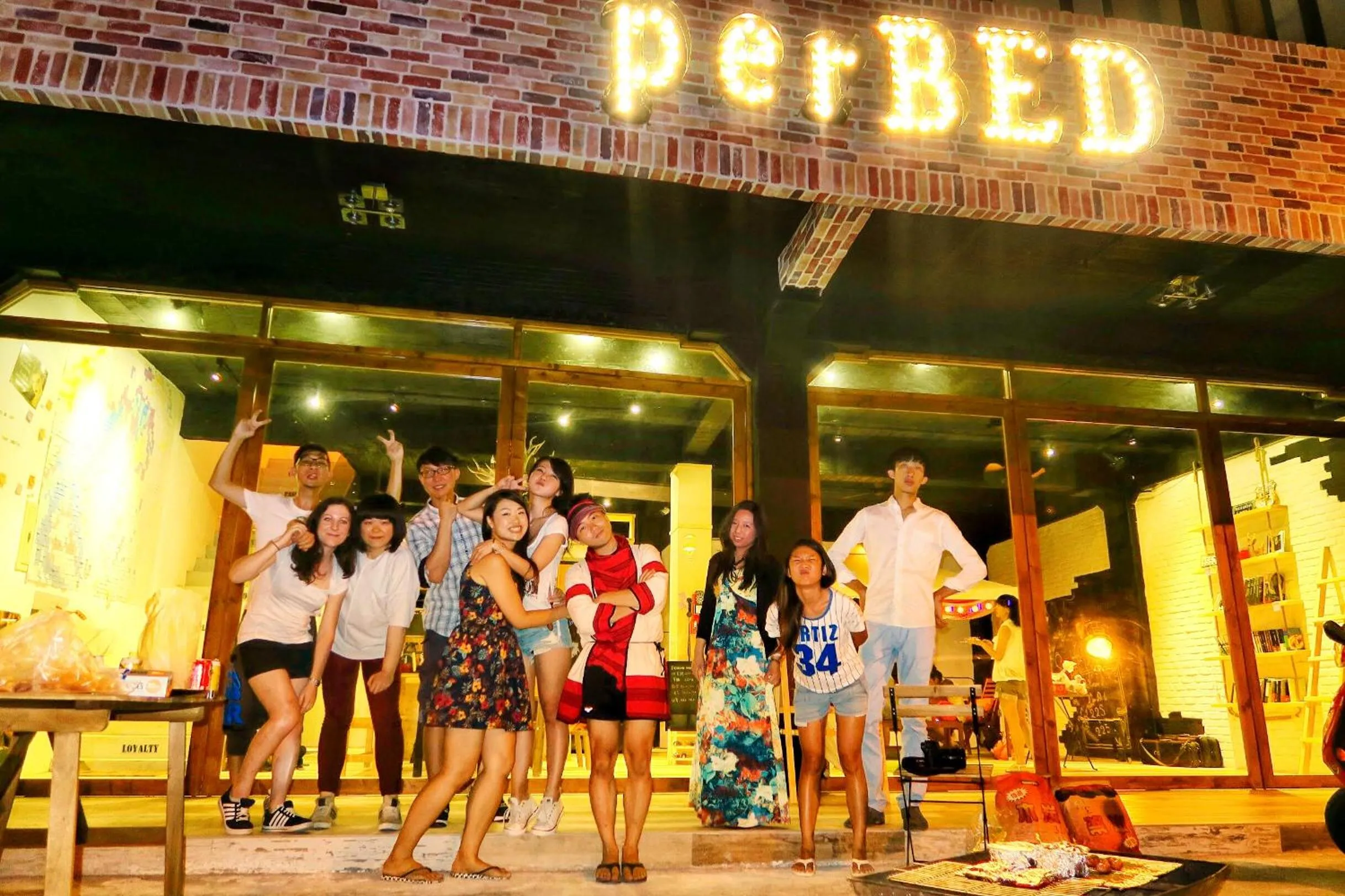 perBed Hostel-Sun Moon Lake Station