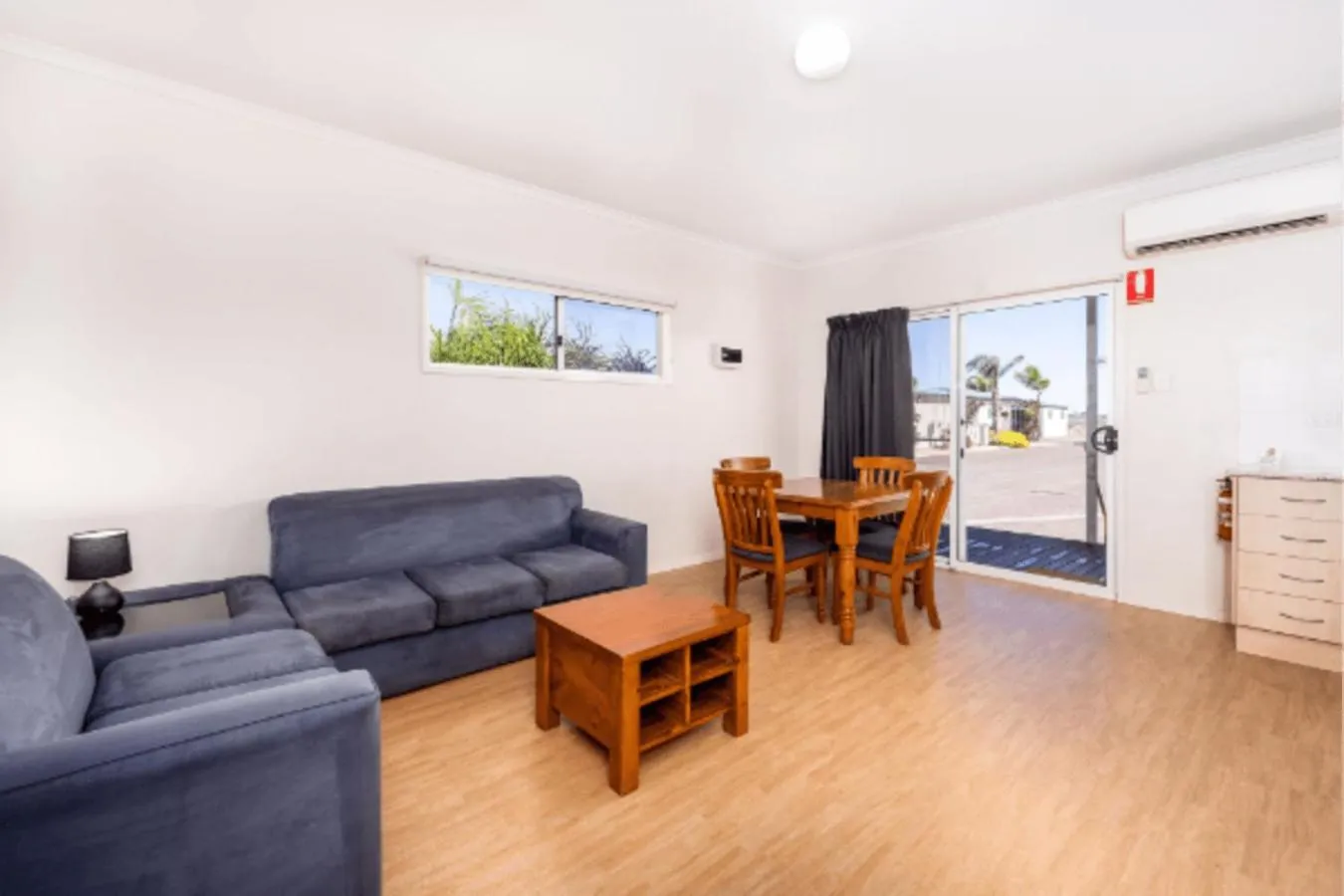Dining area in The Sundowner Cabin & Tourist Park