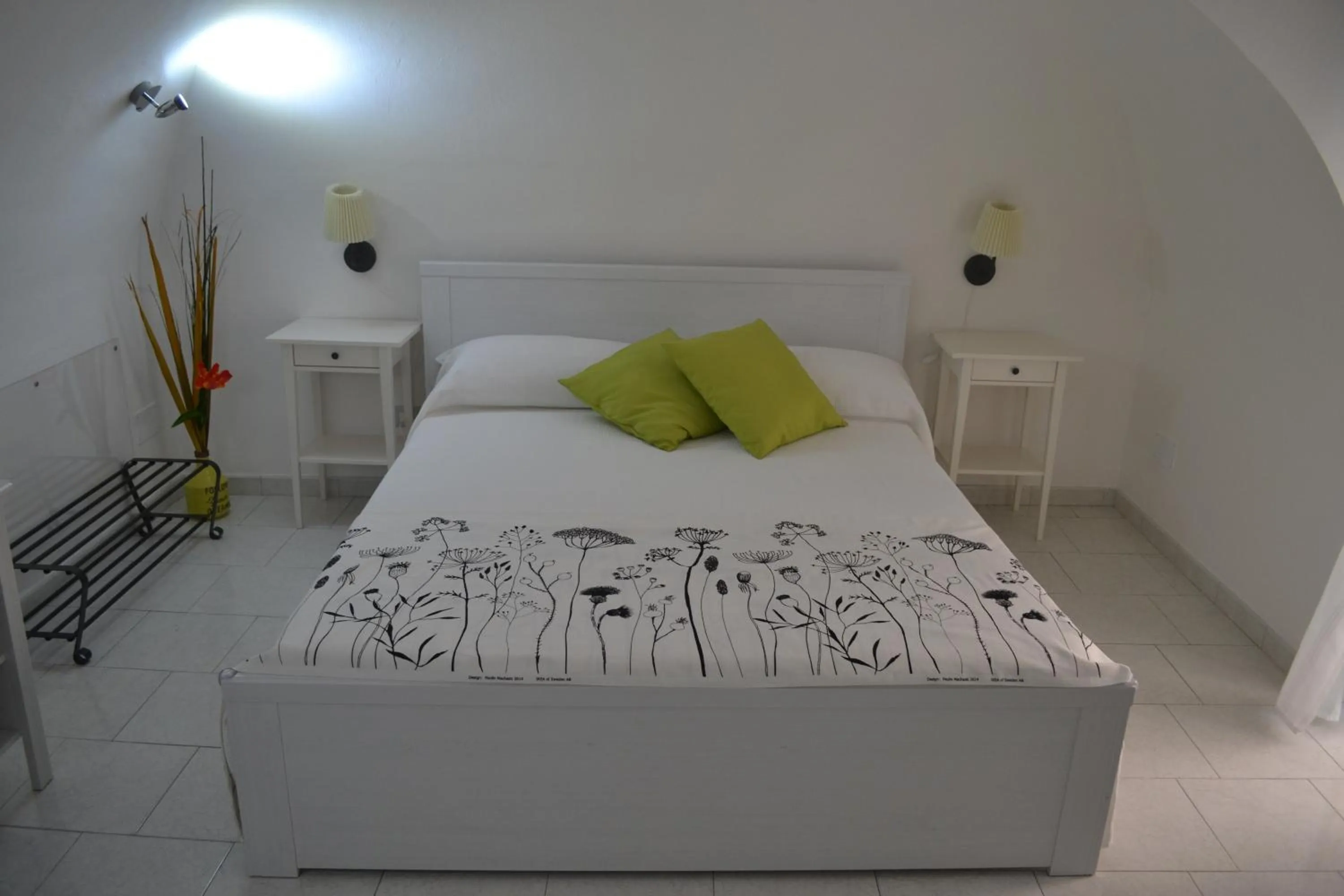 Photo of the whole room, Bed in Il Cortiletto Di Piazza Verga