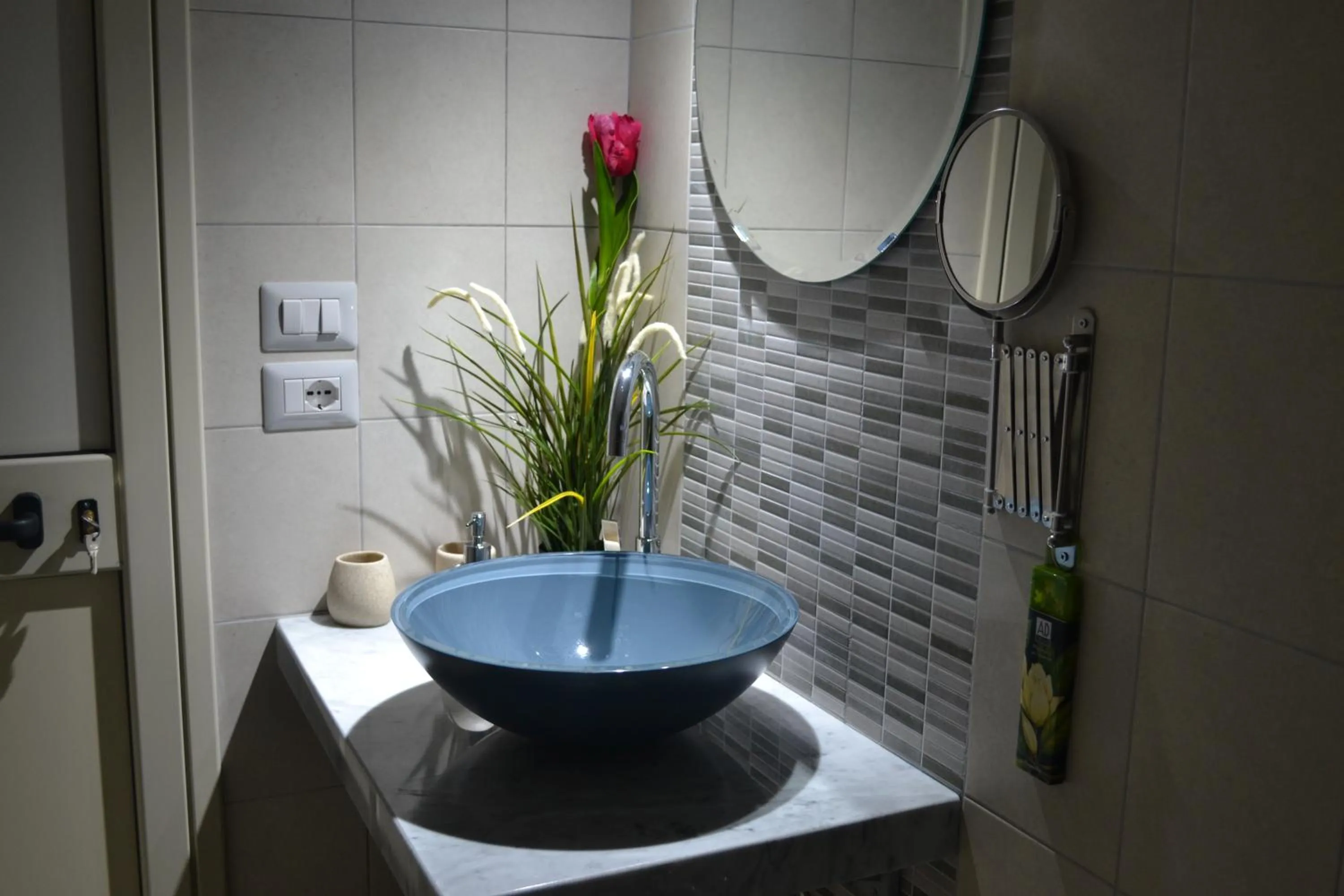 Bathroom in Il Cortiletto Di Piazza Verga