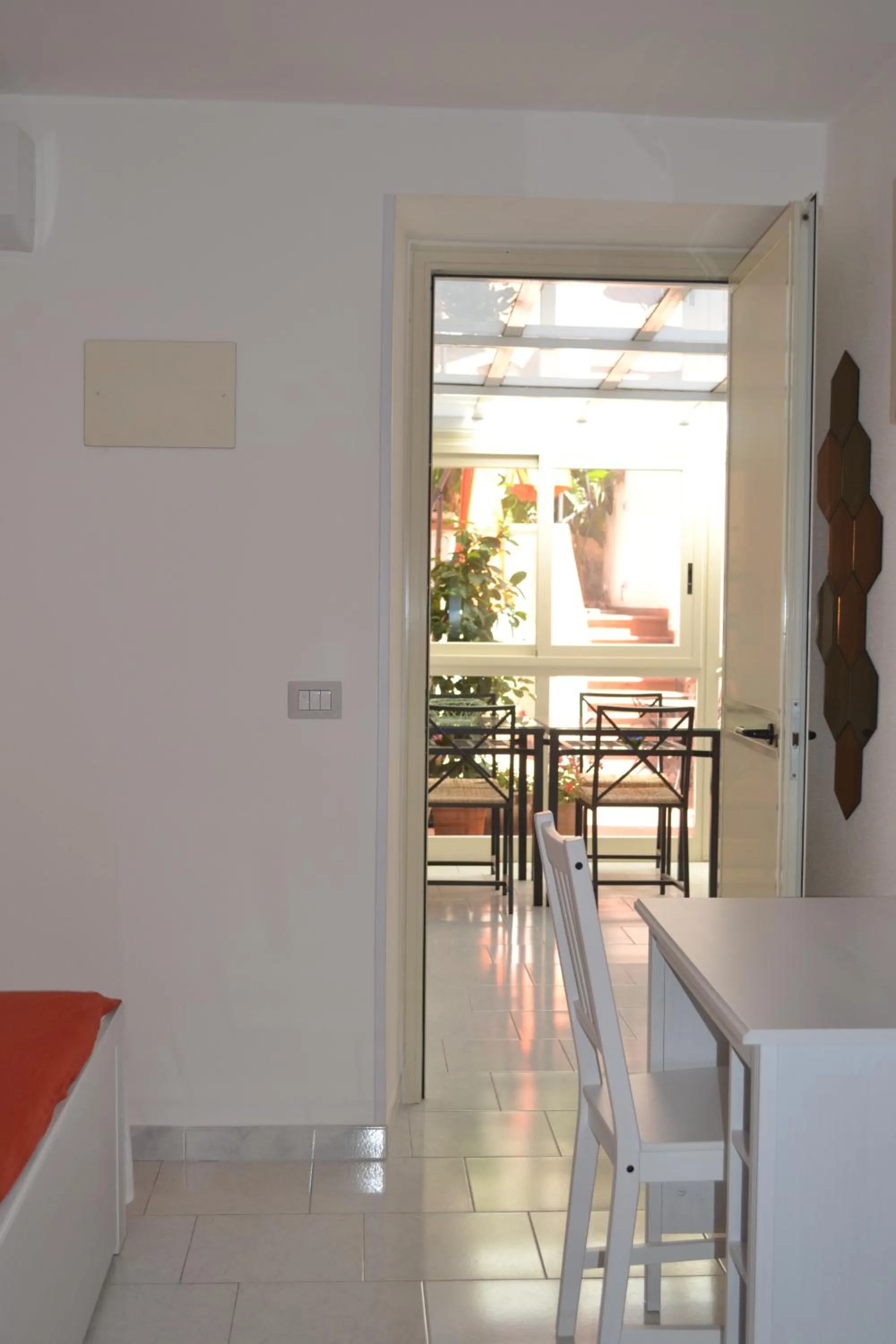 Decorative detail in Il Cortiletto Di Piazza Verga