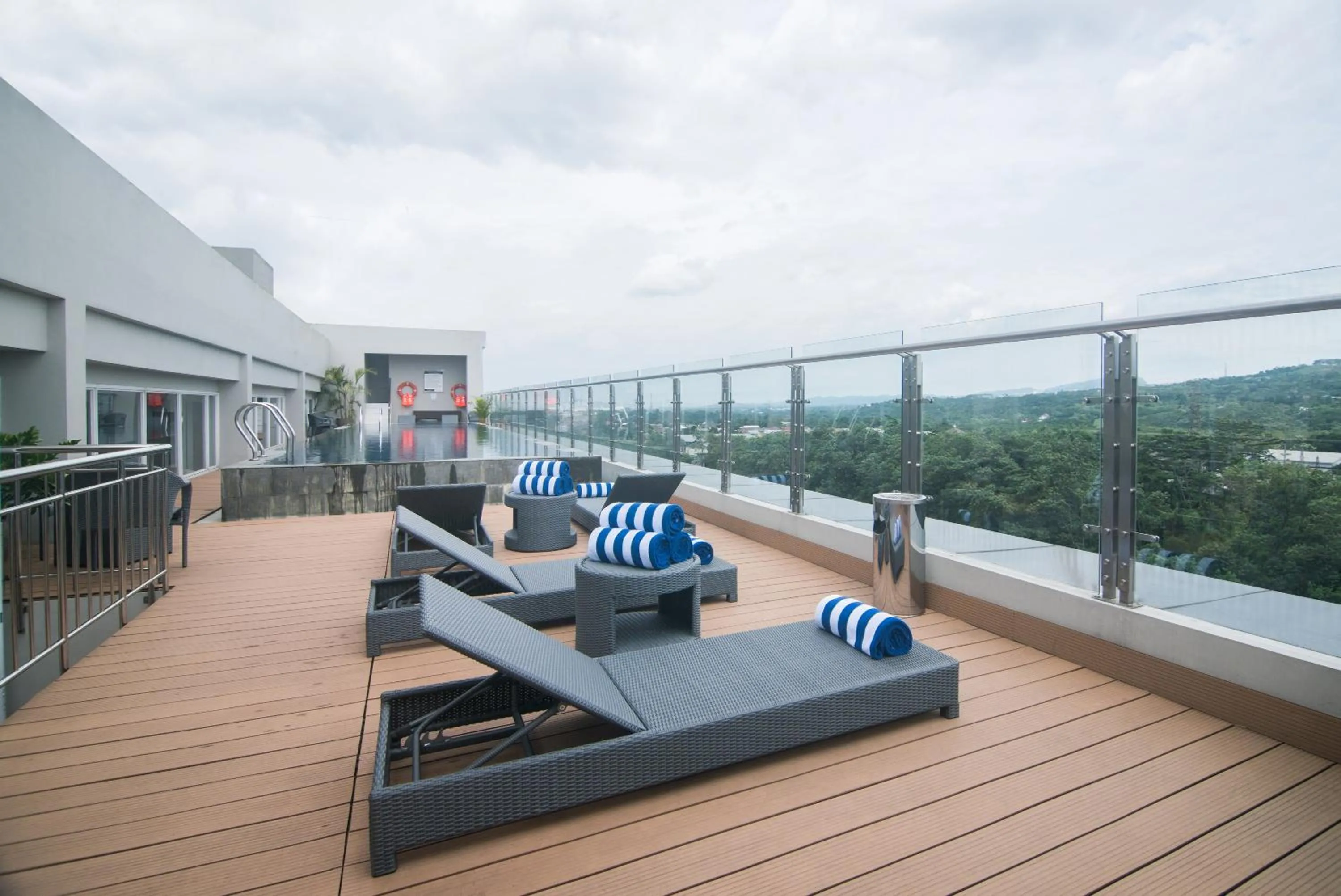 Swimming pool in Bigland Hotel & Convention Sentul