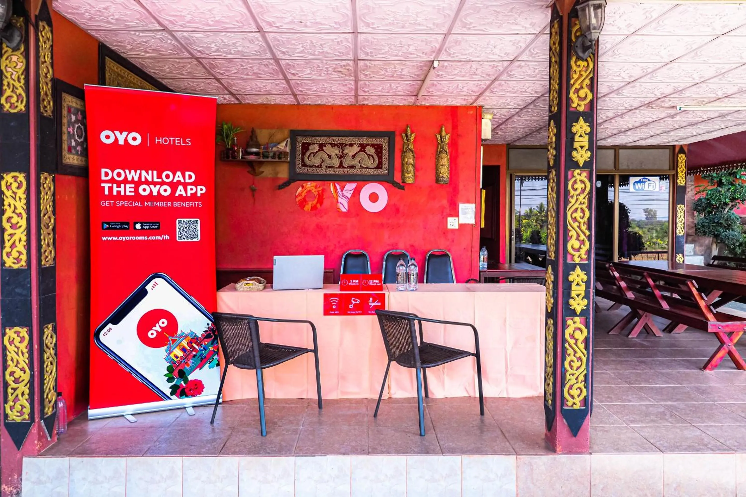 Lobby or reception in OYO 490 Chiangsan Golden Land Resort2