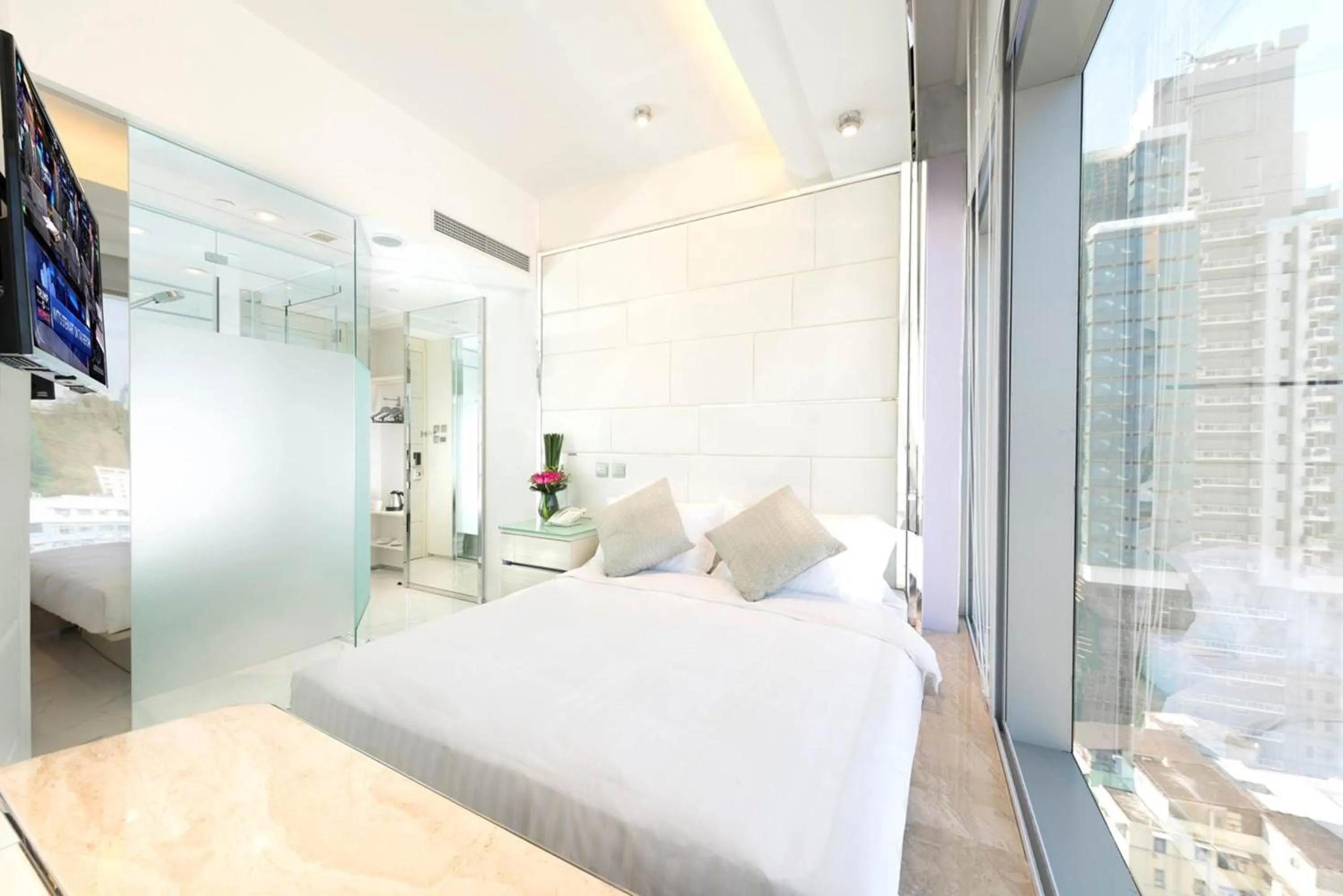 Photo of the whole room in iclub To Kwa Wan Hotel