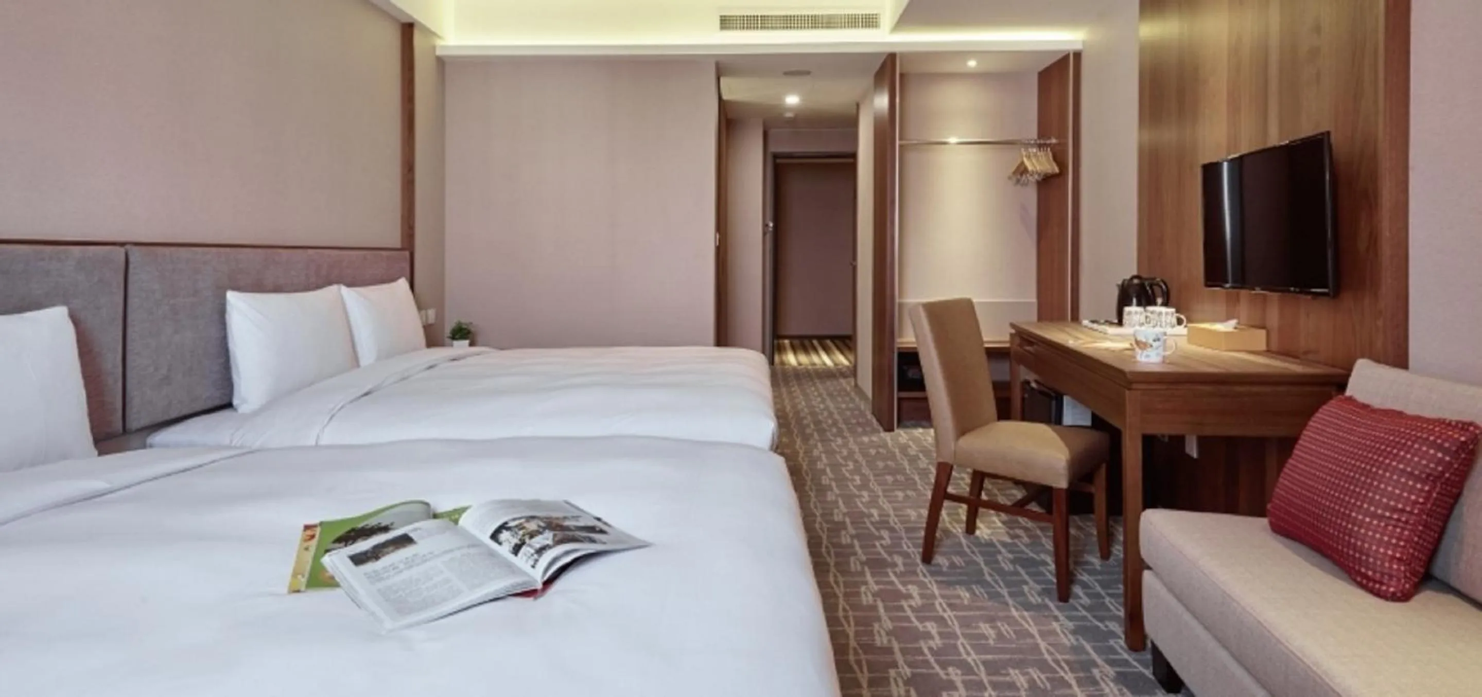 Bed in Orange Hotel - Wenhua, Chiayi