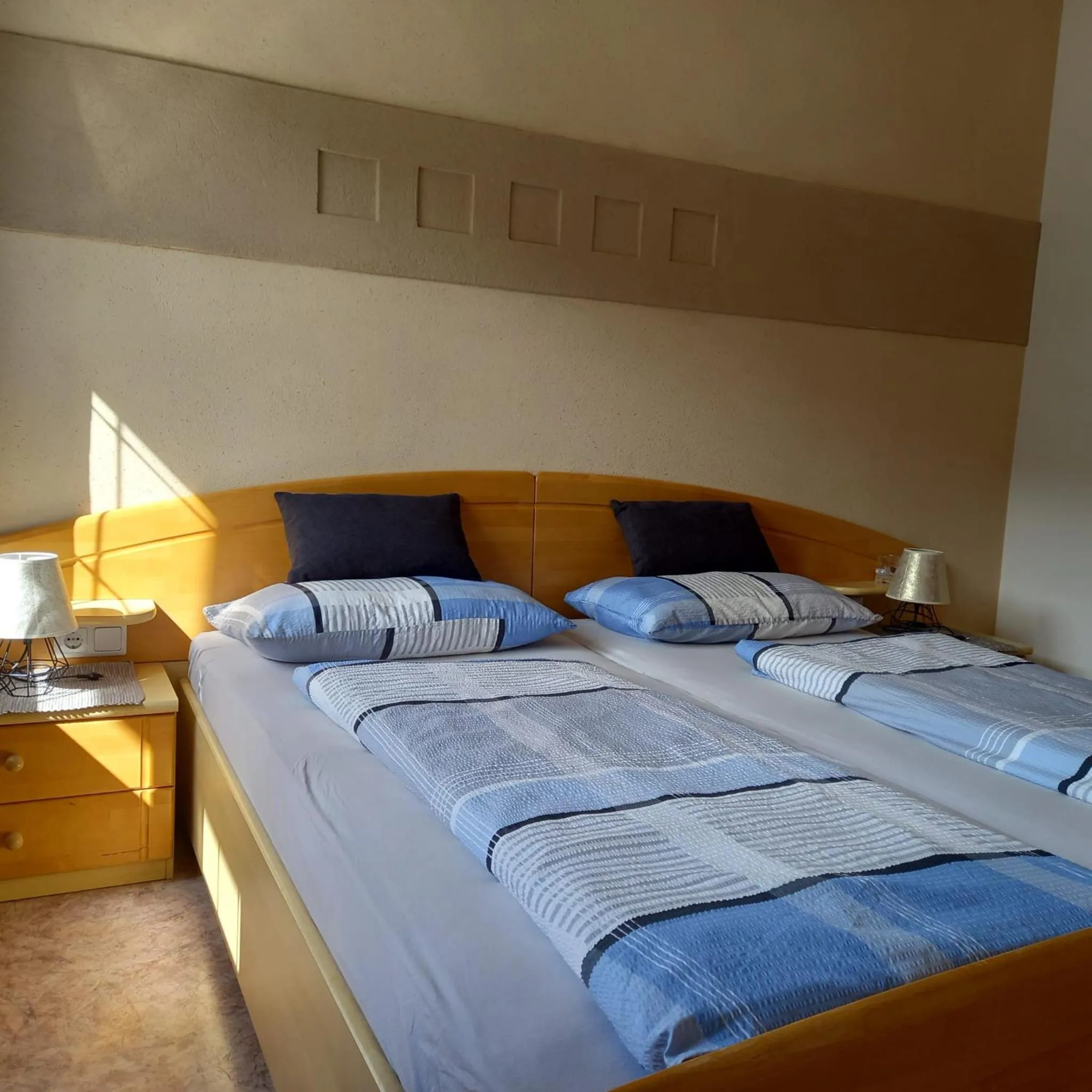 Photo of the whole room, Bed in Residence Wiesenheim