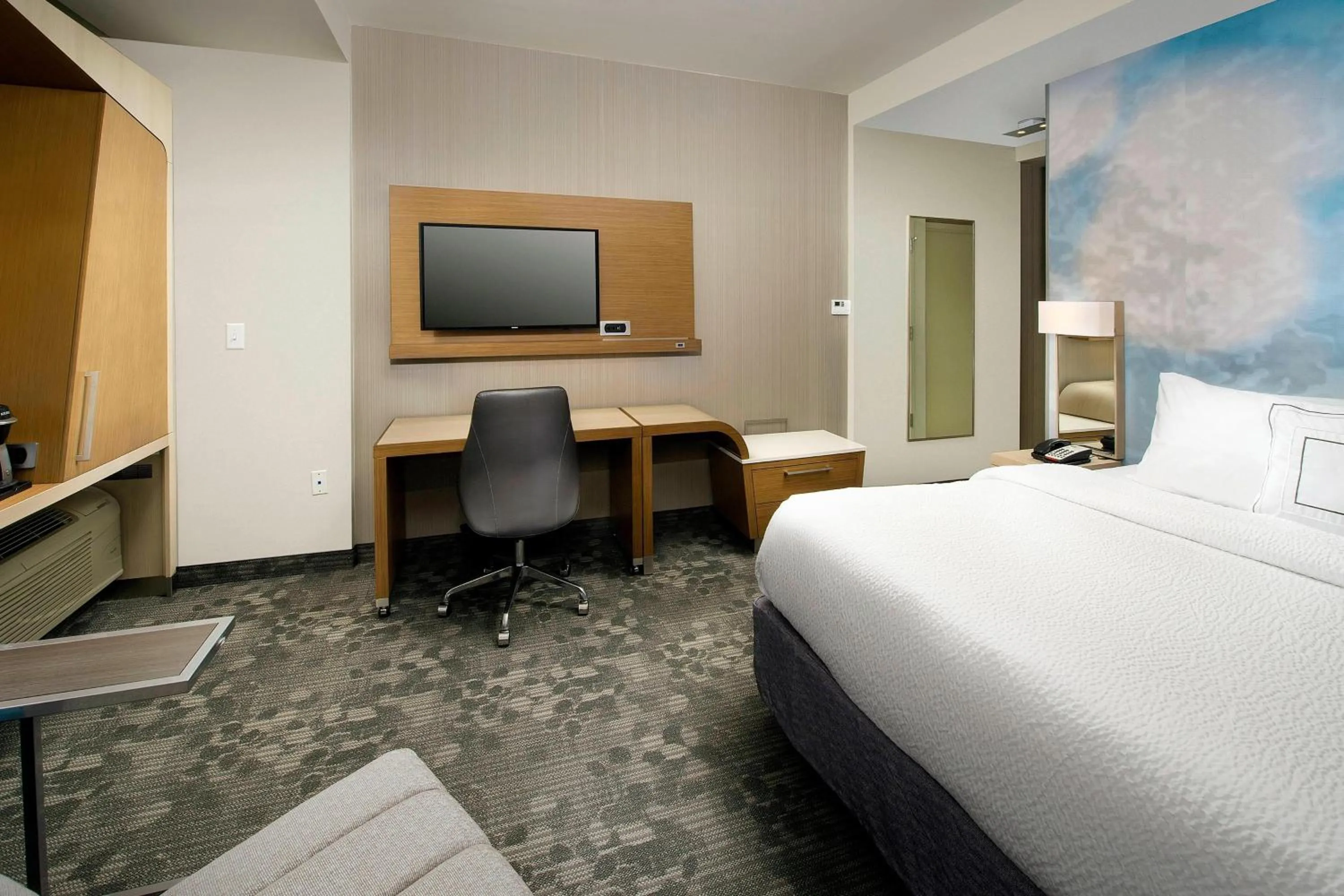 Photo of the whole room, Bed in Courtyard by Marriott Nashville SE/Murfreesboro