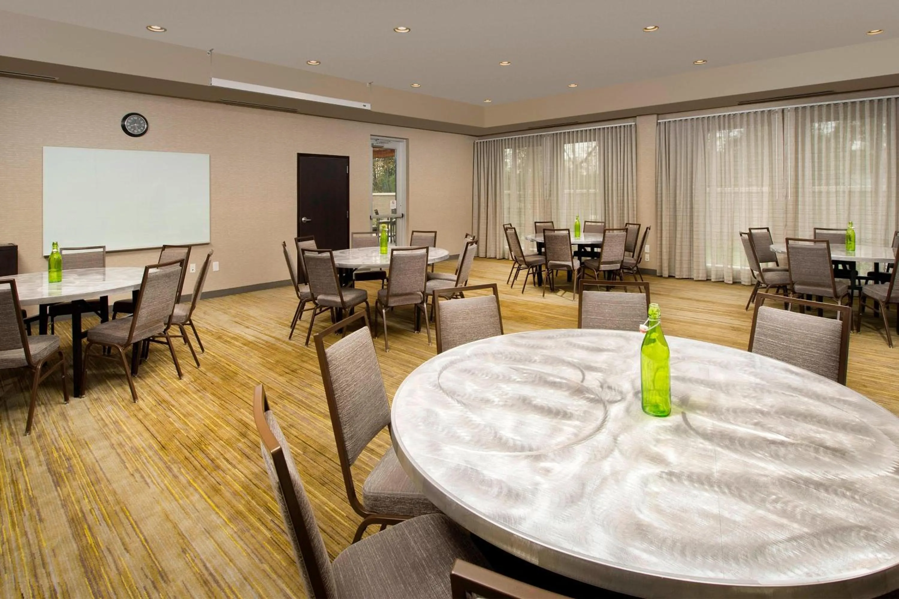 Meeting/conference room in Courtyard by Marriott Nashville SE/Murfreesboro