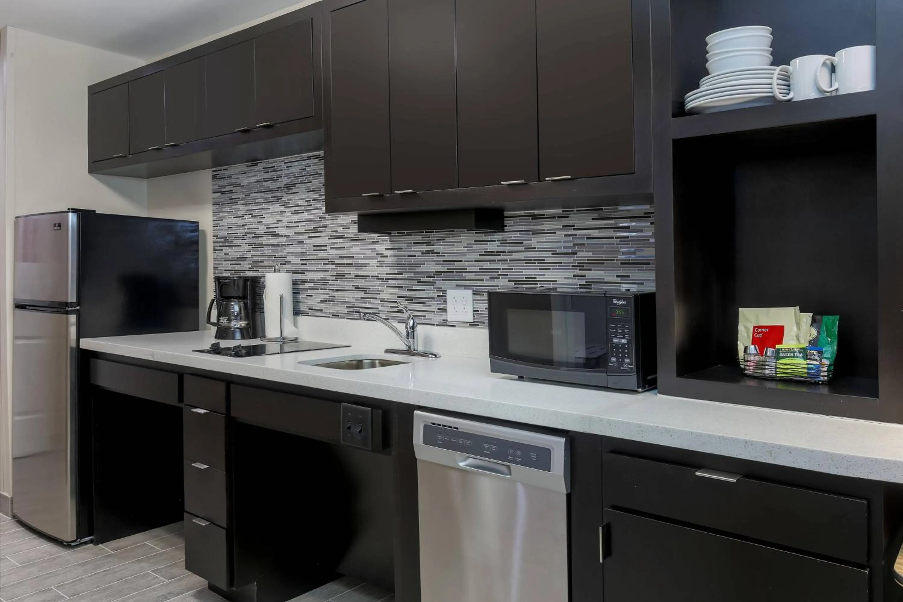 Kitchen or kitchenette in TownePlace Suites by Marriott McAllen Edinburg