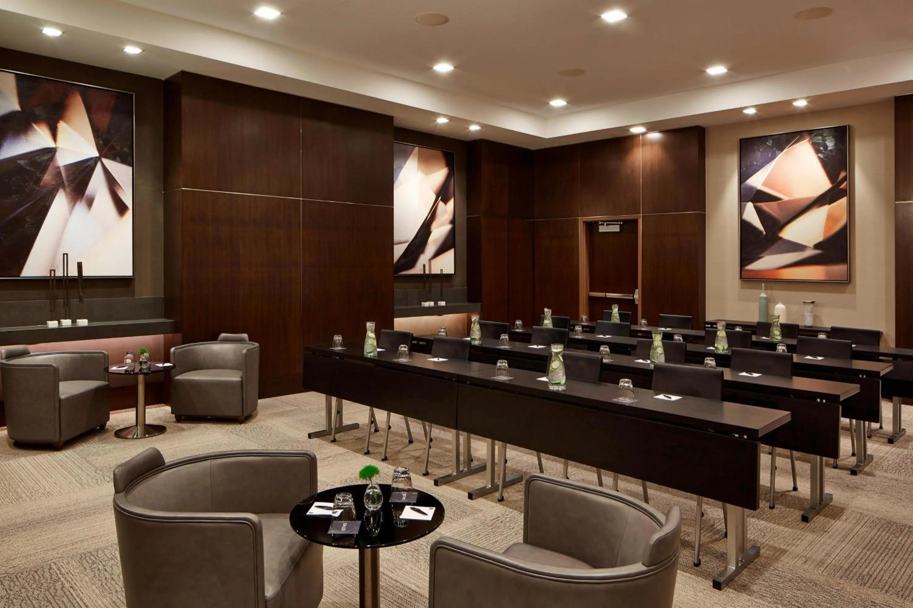 Meeting/conference room in AC Hotel by Marriott Minneapolis Downtown