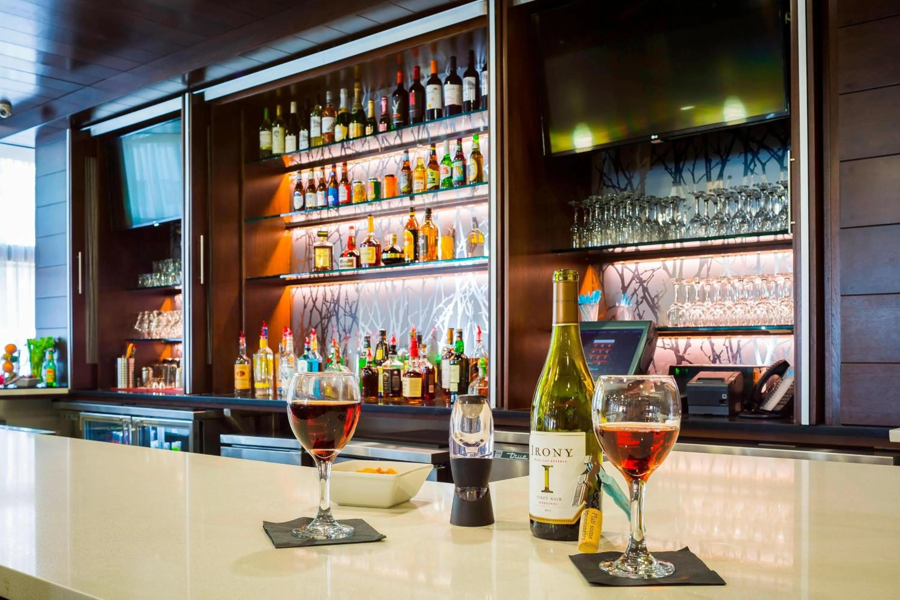 Lounge or bar in Fairfield Inn & Suites by Marriott Savannah Downtown Historic District