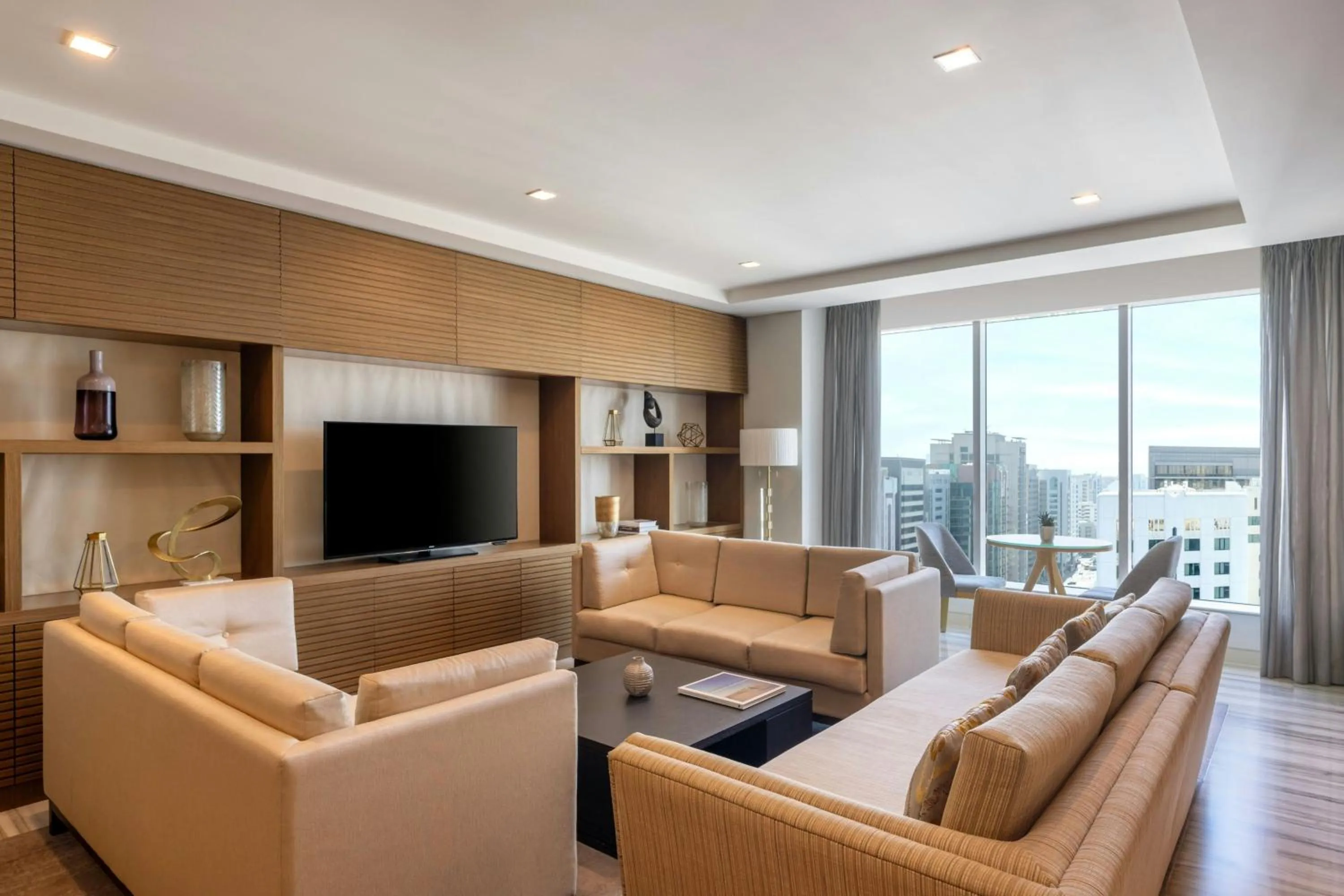 Lounge or bar in Marriott Hotel Downtown Abu Dhabi