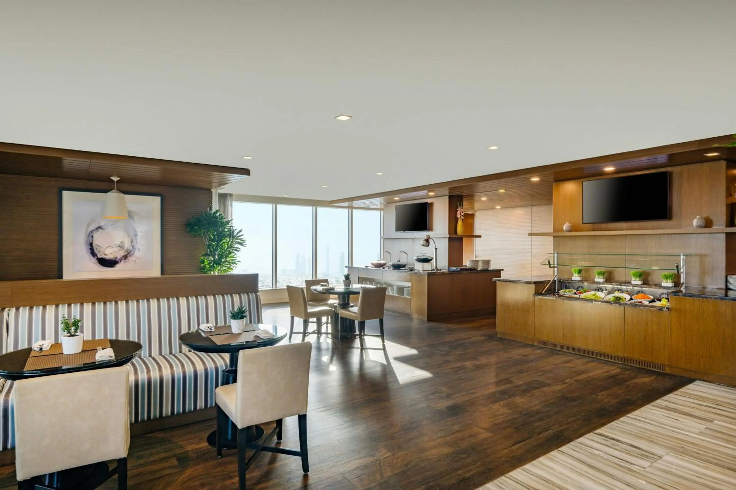 Lounge or bar in Marriott Hotel Downtown Abu Dhabi