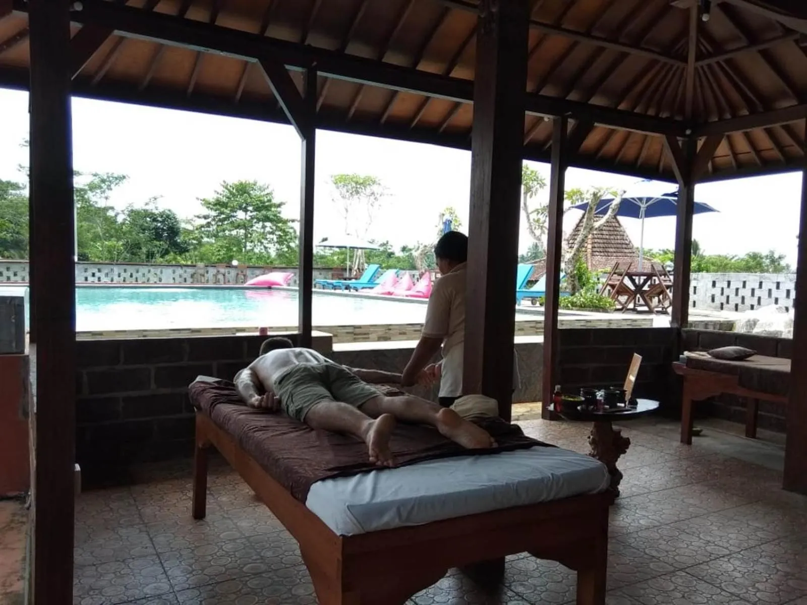 Massage in Kampoeng Joglo Ijen