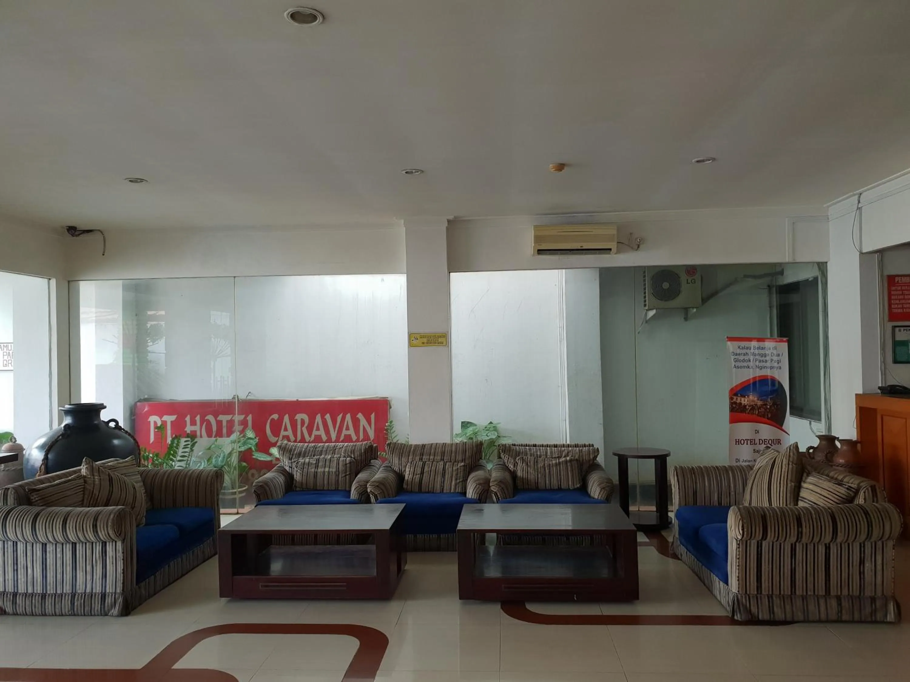 Lobby or reception in Hotel Caravan Tanah Abang
