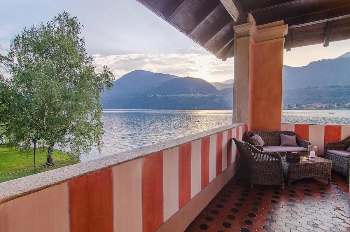 Property building in Chocolat au Lac