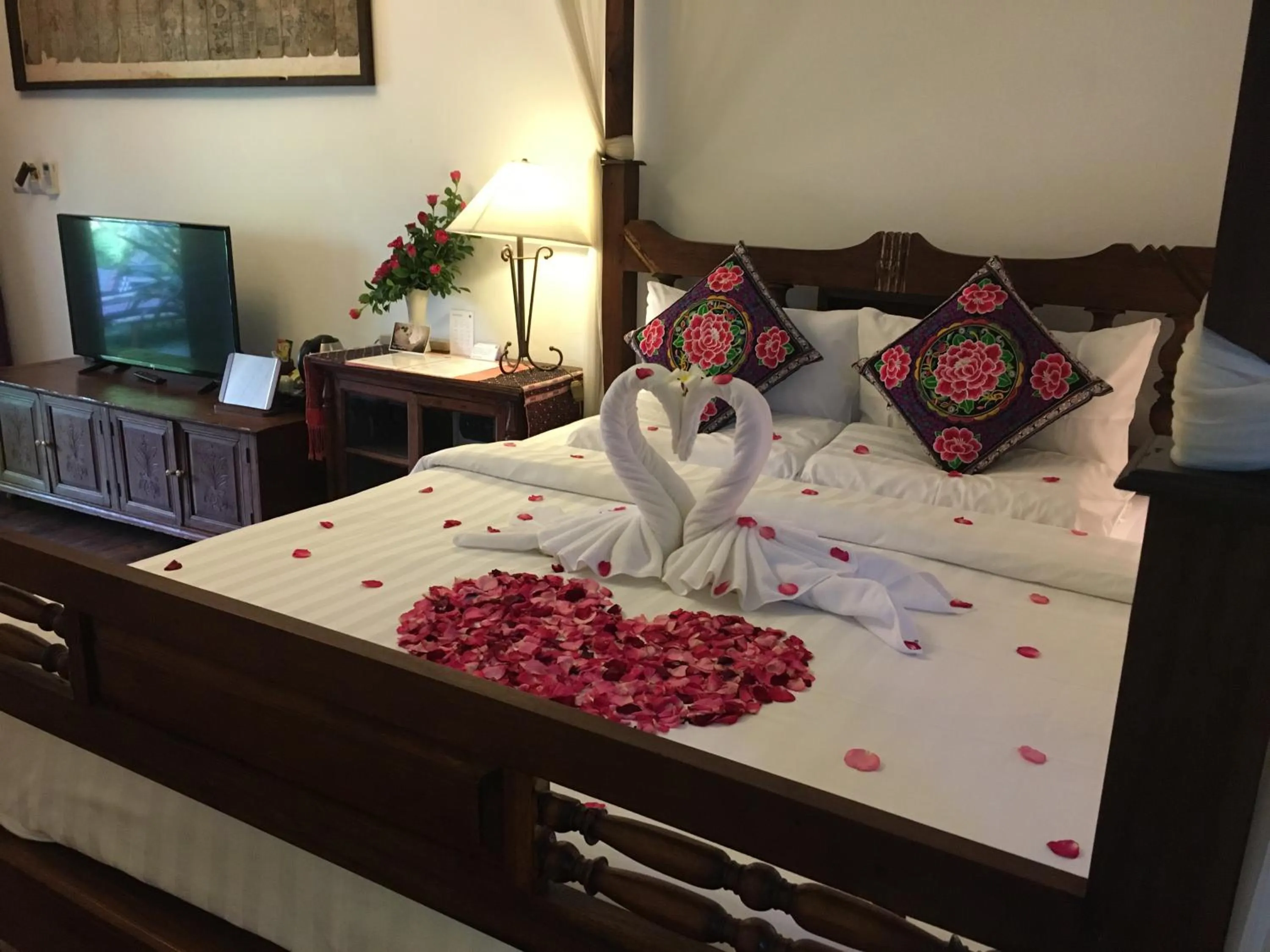 Bedroom, Bed in Hongkhao Village