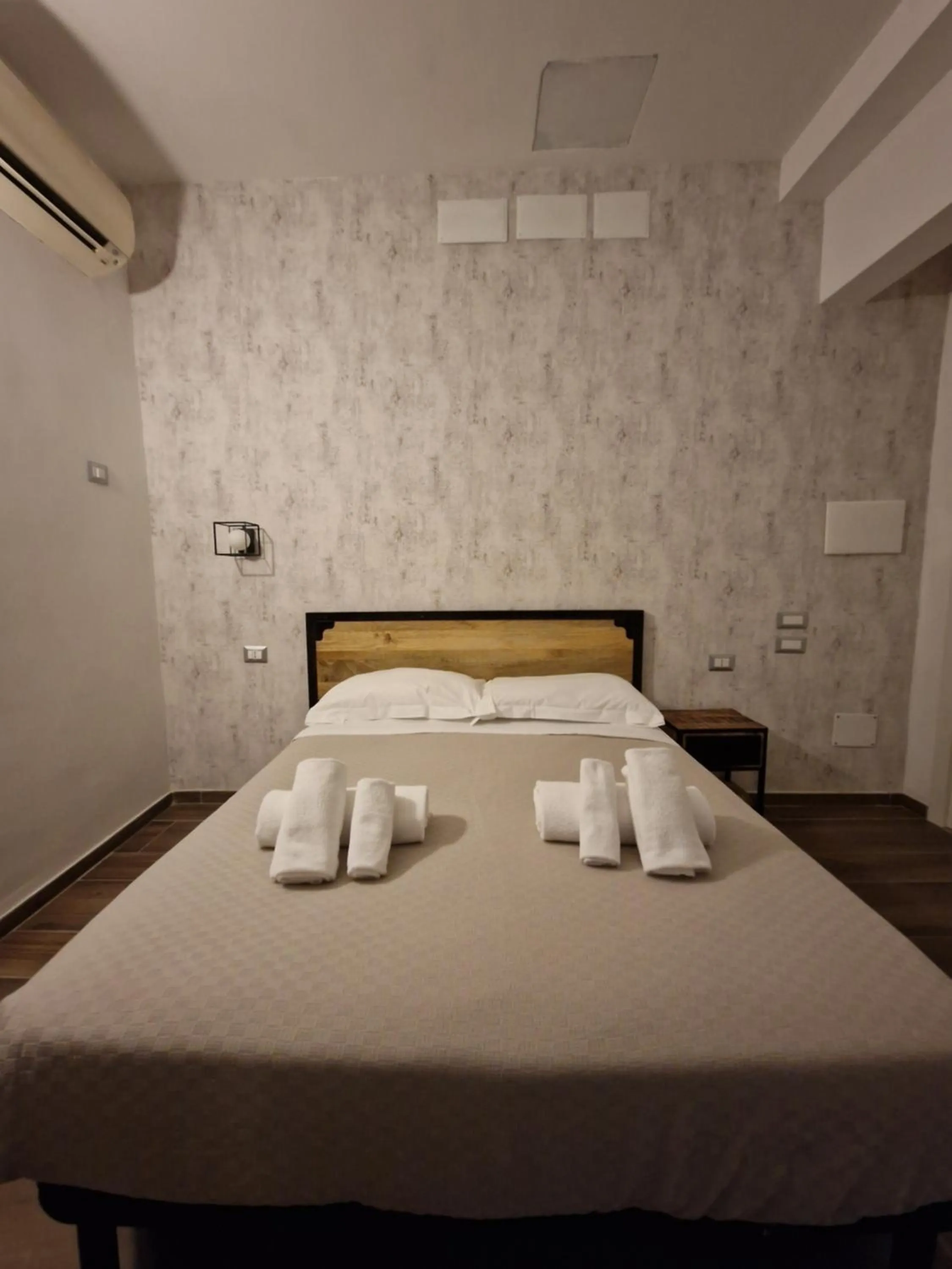 Bed in Hotel Agorà