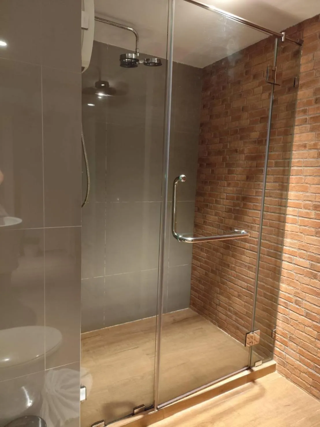 Bathroom in Nest by Sangob