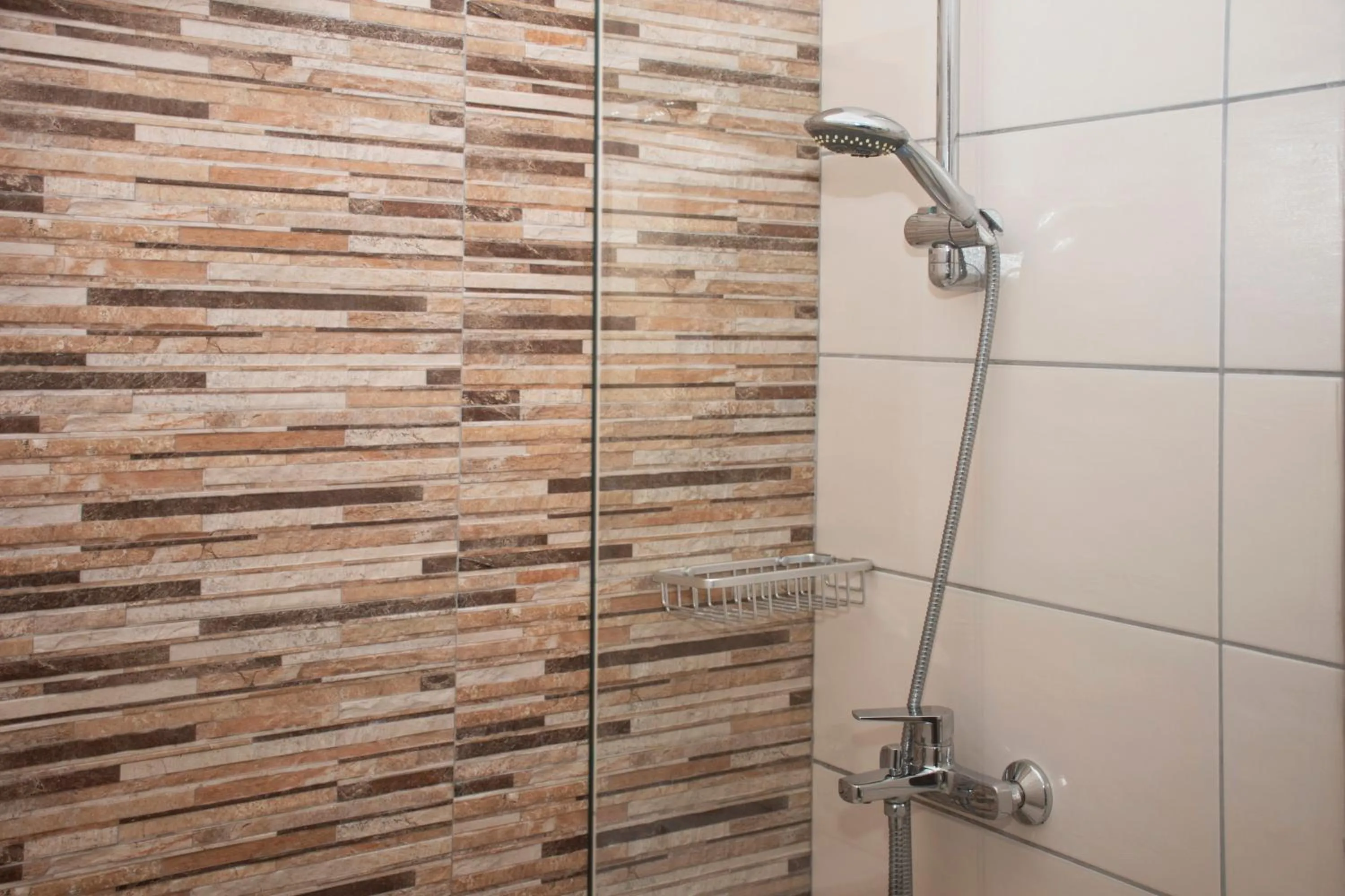 Bathroom in Argo Rooms-Papadakis