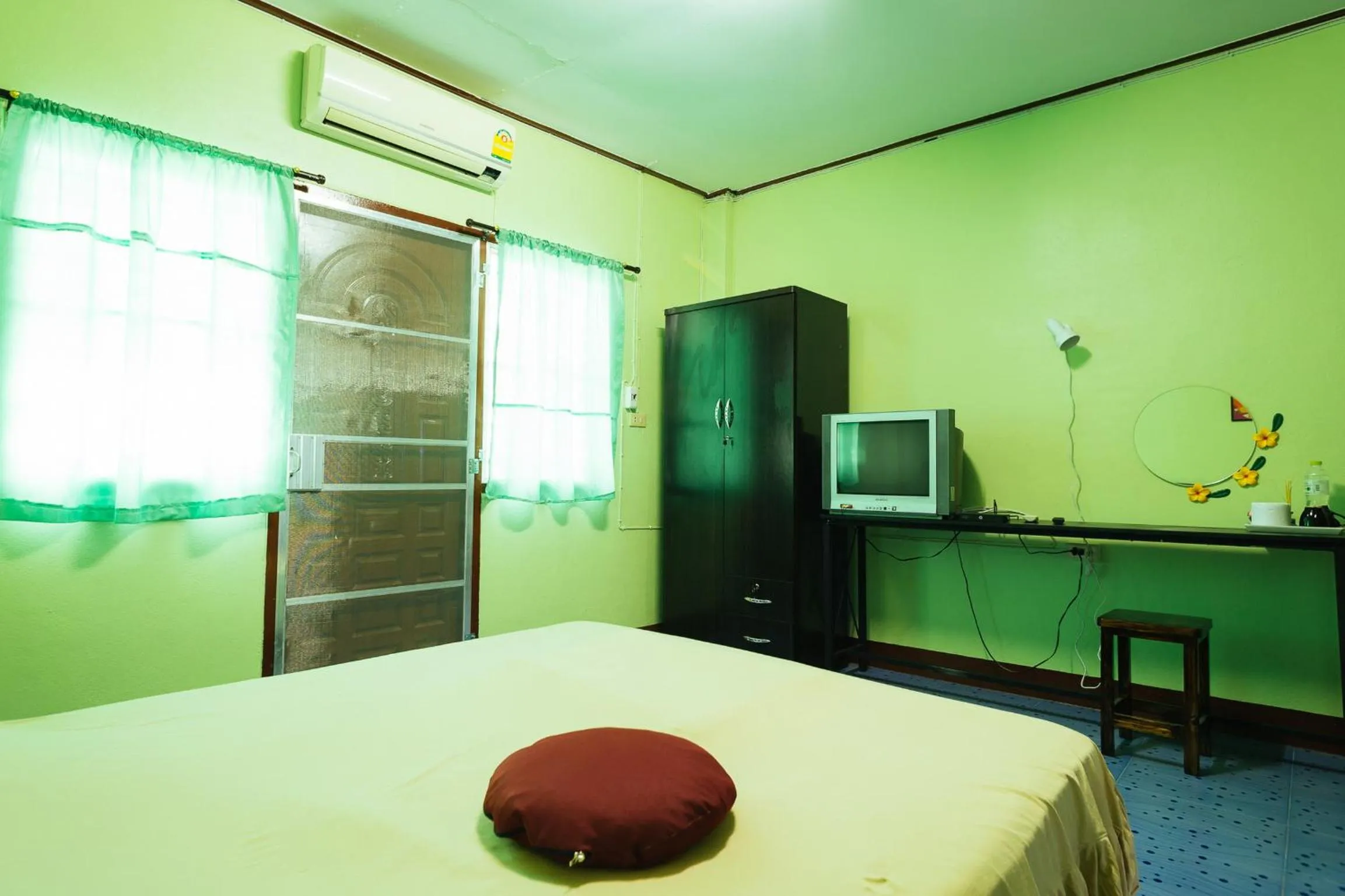 TV and multimedia, Bed in Malai Place Lampang