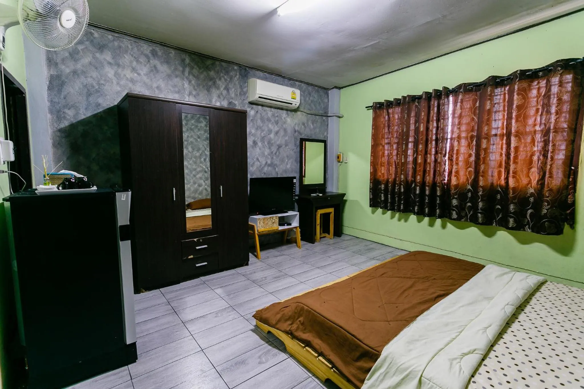 Bedroom, Bed in Malai Place Lampang